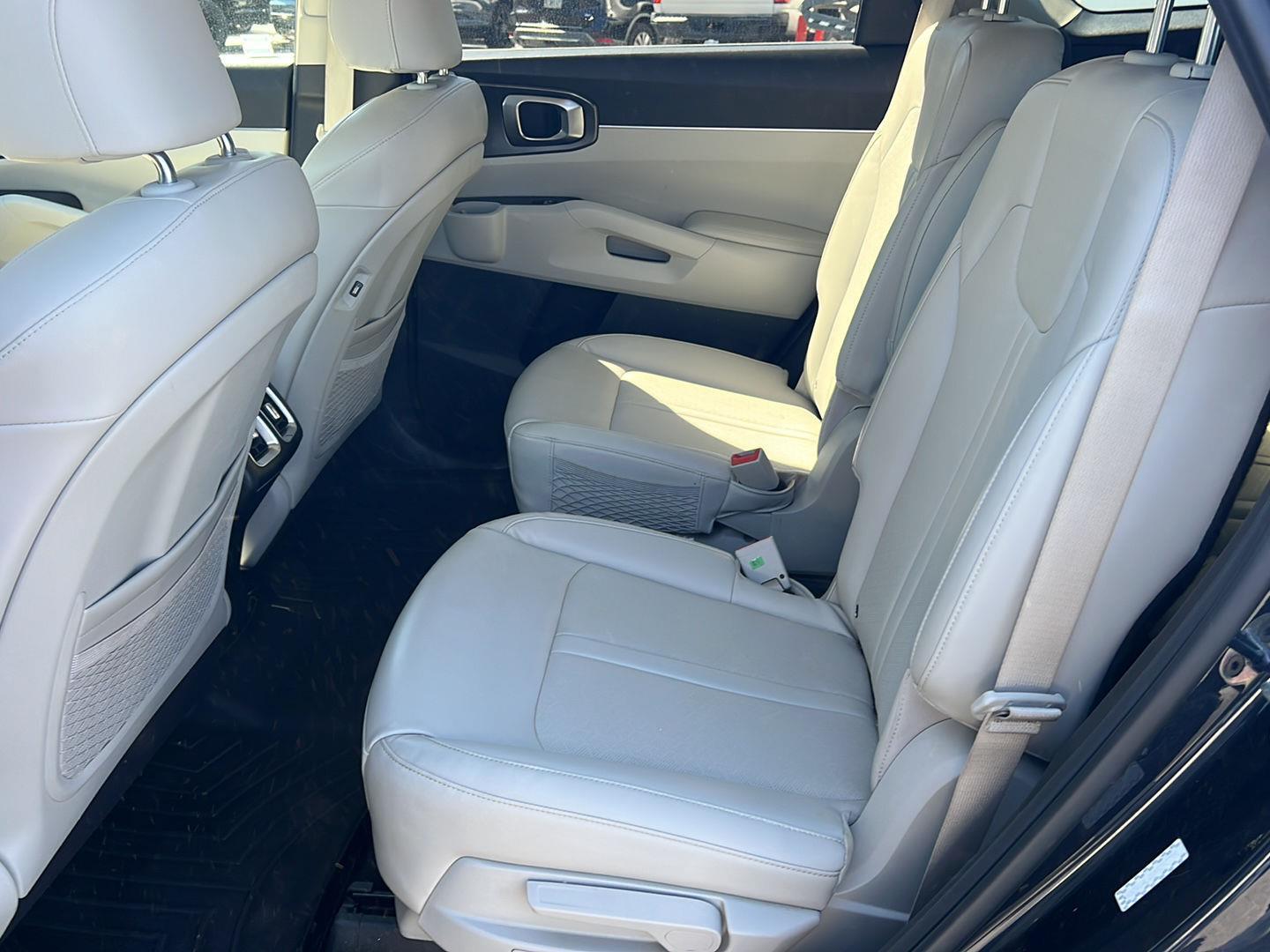 Used 2021 Gravity Blue Kia S image 11