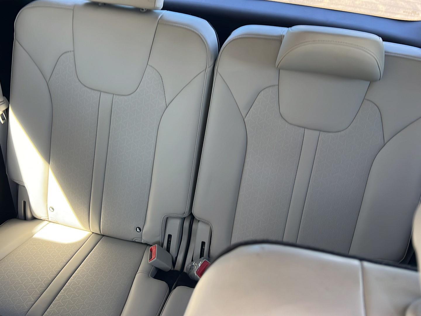 Used 2021 Gravity Blue Kia S image 12