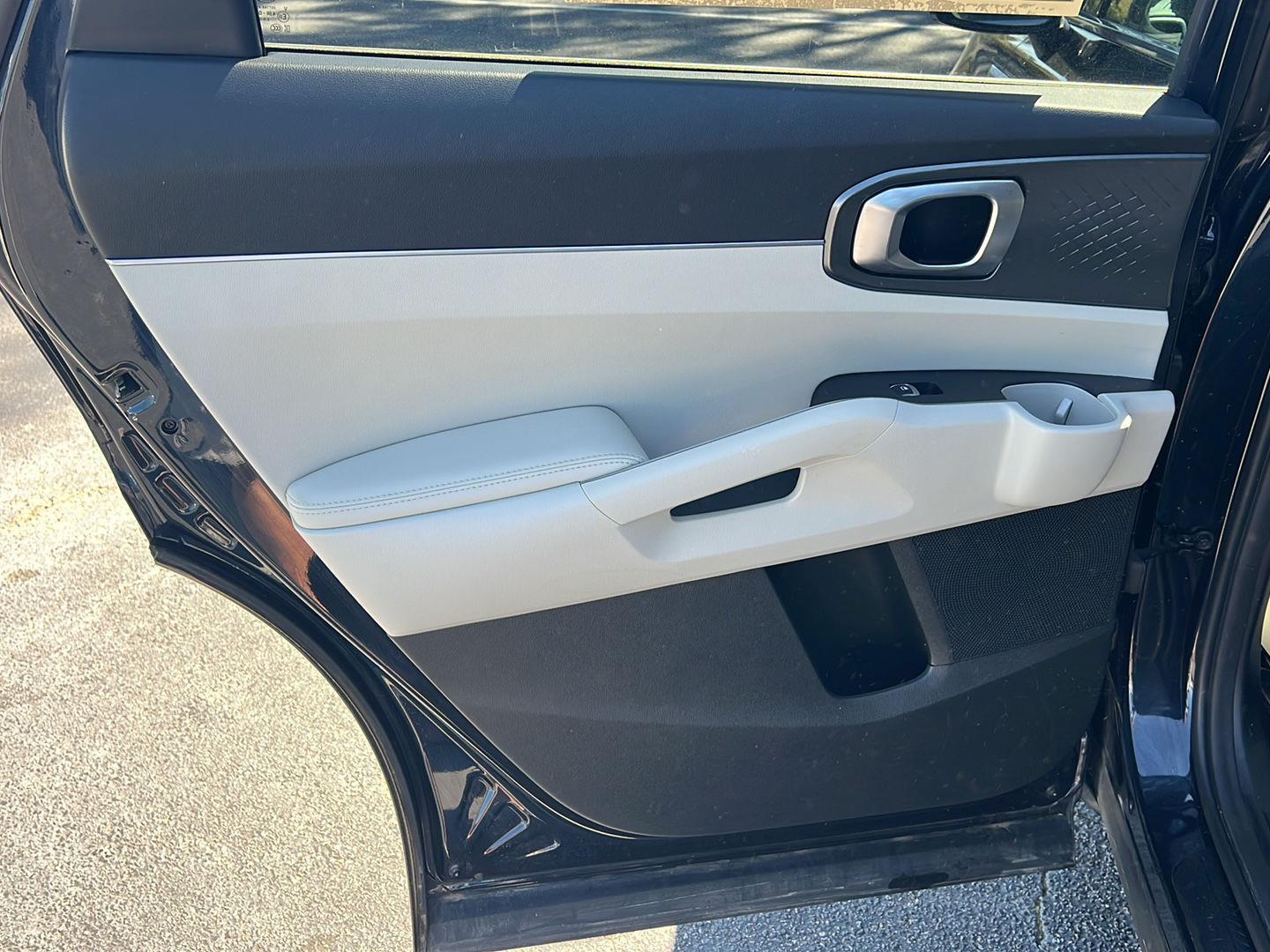 Used 2021 Gravity Blue Kia S image 18