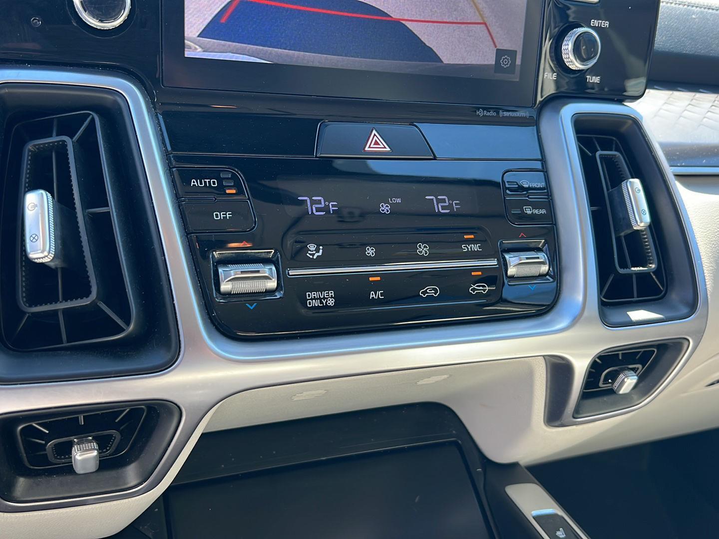 Used 2021 Gravity Blue Kia S image 28