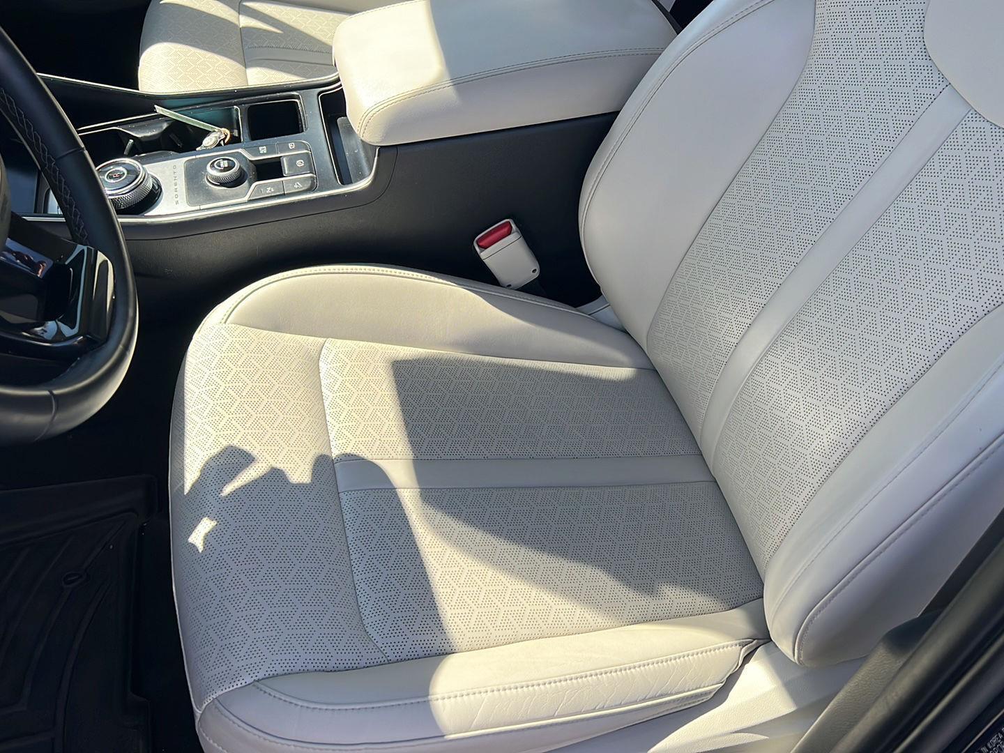 Used 2021 Gravity Blue Kia S image 32