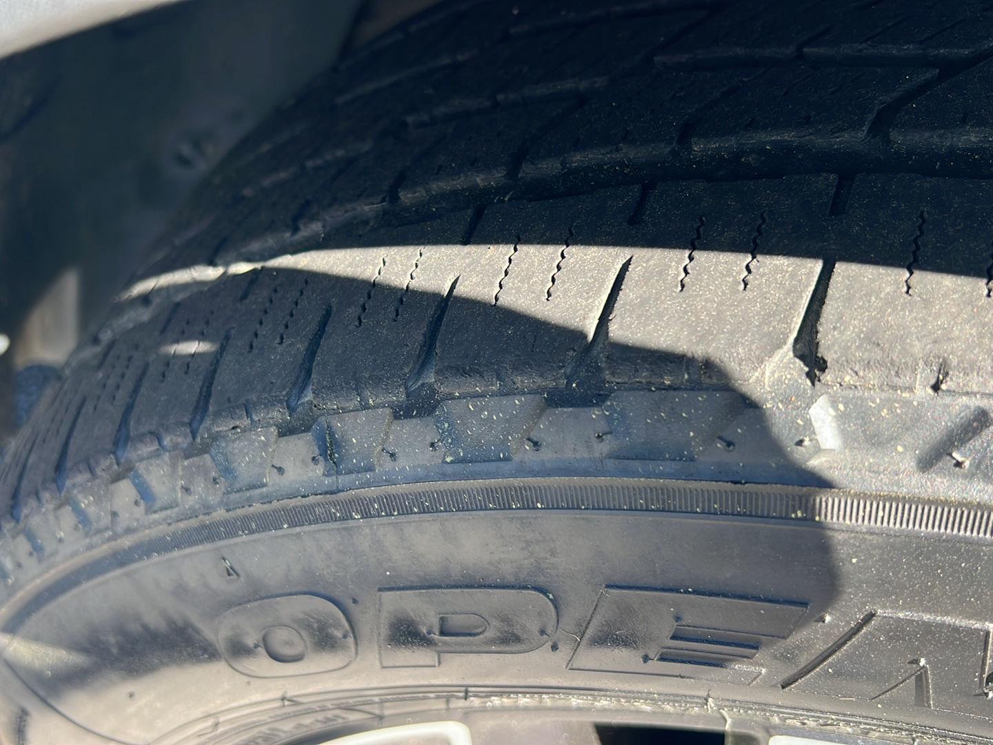 Used 2021 Gravity Blue Kia S image 41