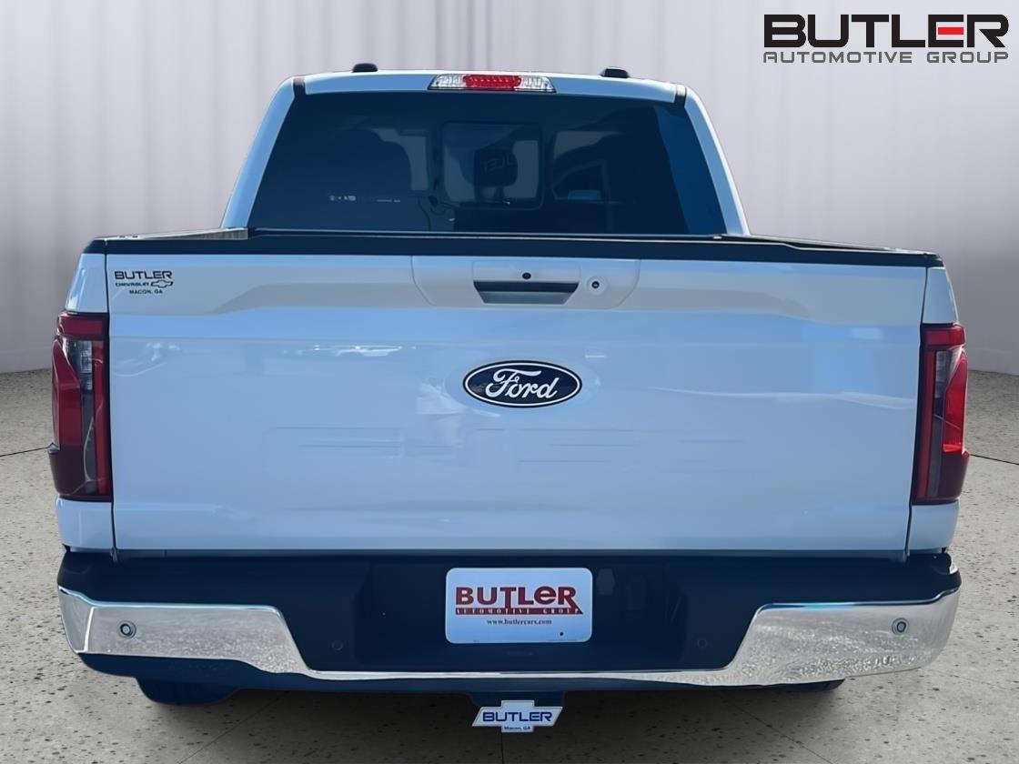 Used 2024 Oxford White Ford XLT image 5