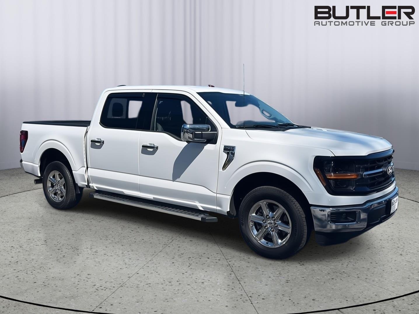 Used 2024 Oxford White Ford XLT image 8