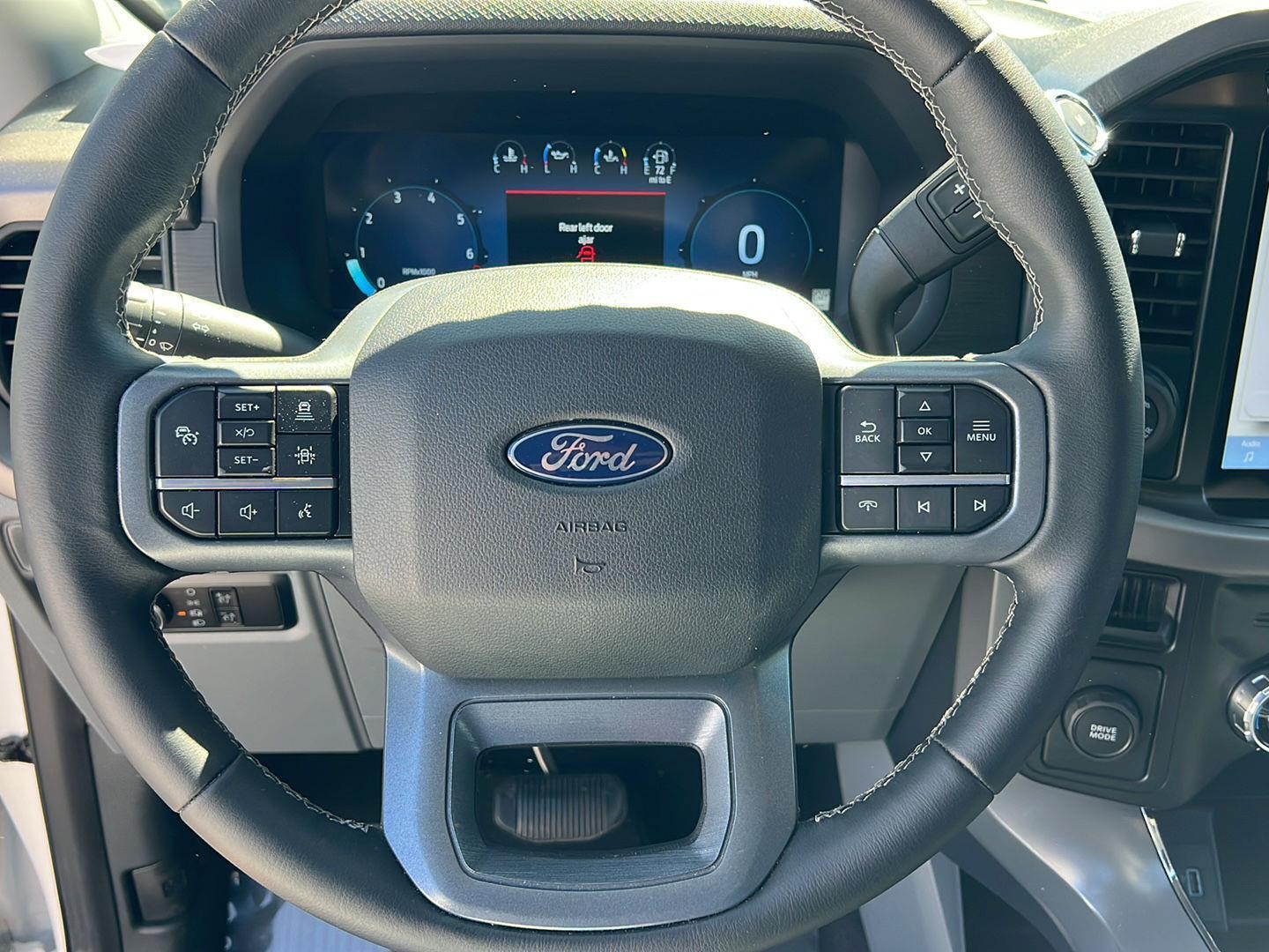 Used 2024 Oxford White Ford XLT image 20