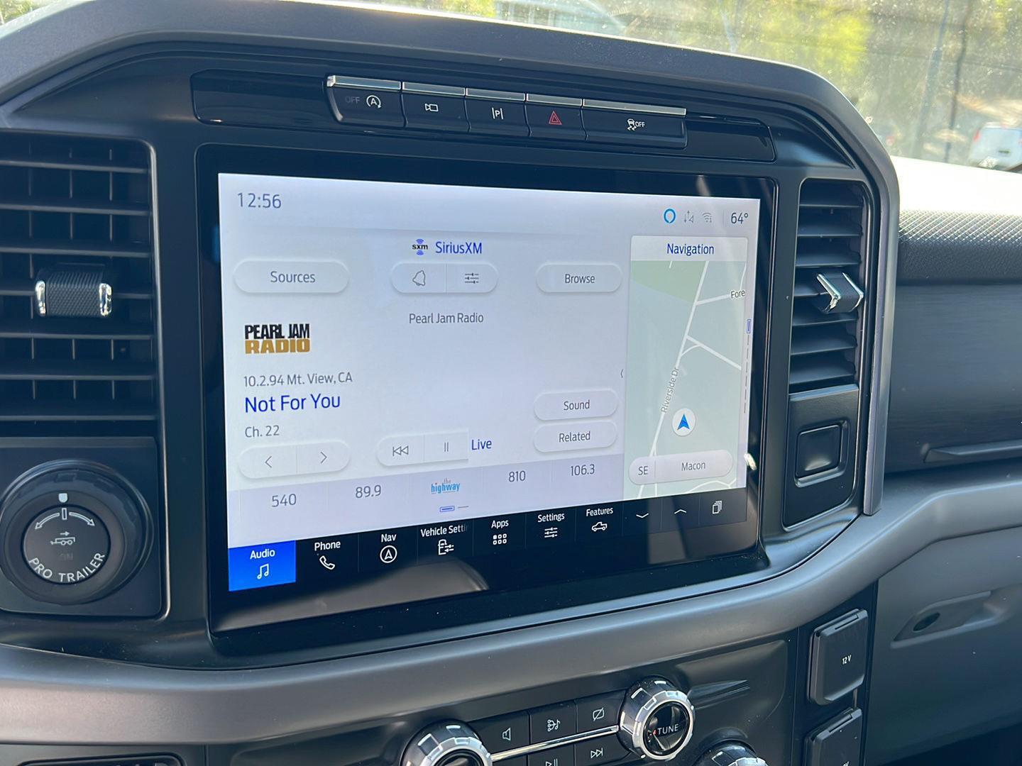 Used 2024 Oxford White Ford XLT image 24