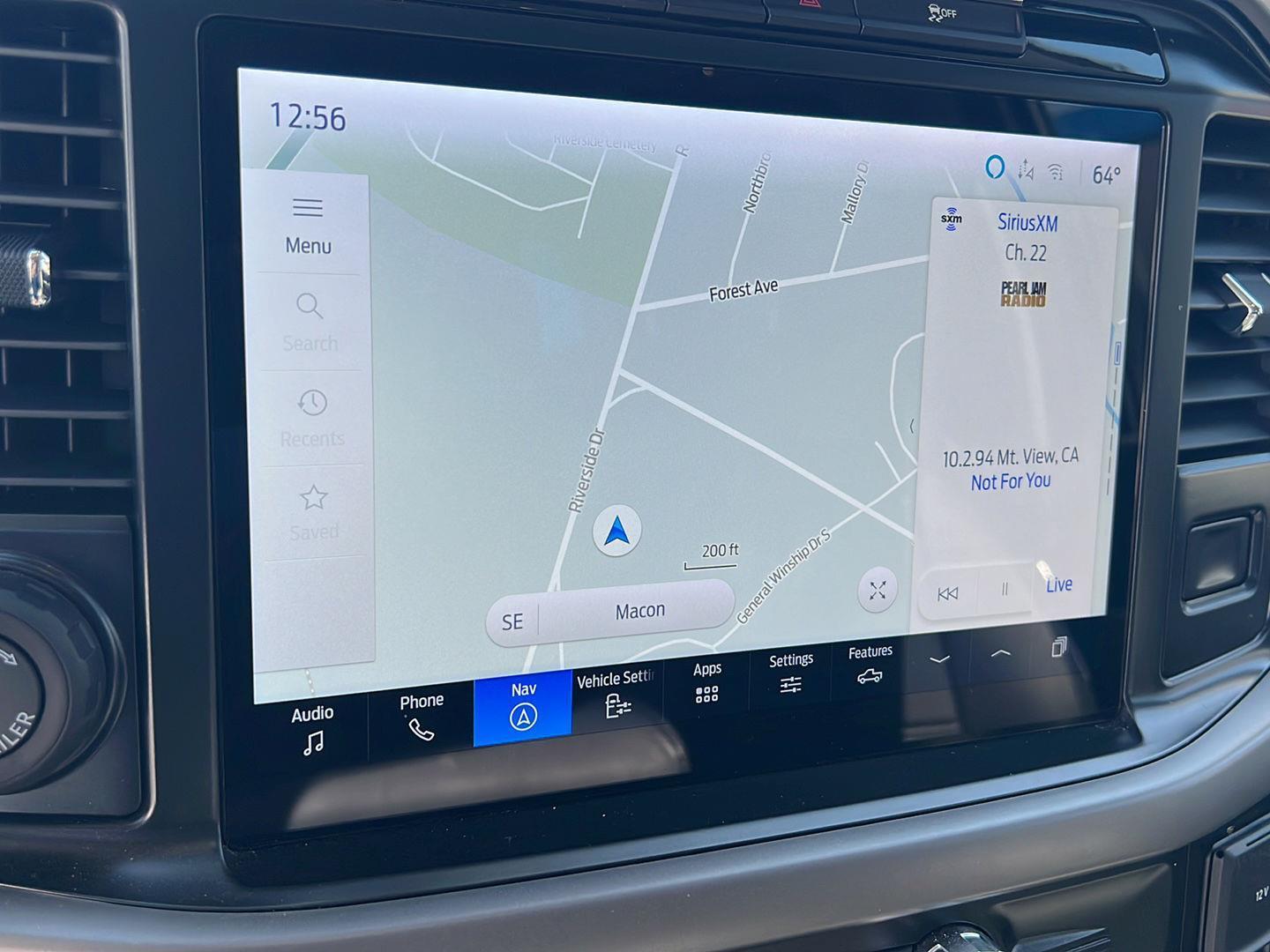 Used 2024 Oxford White Ford XLT image 25