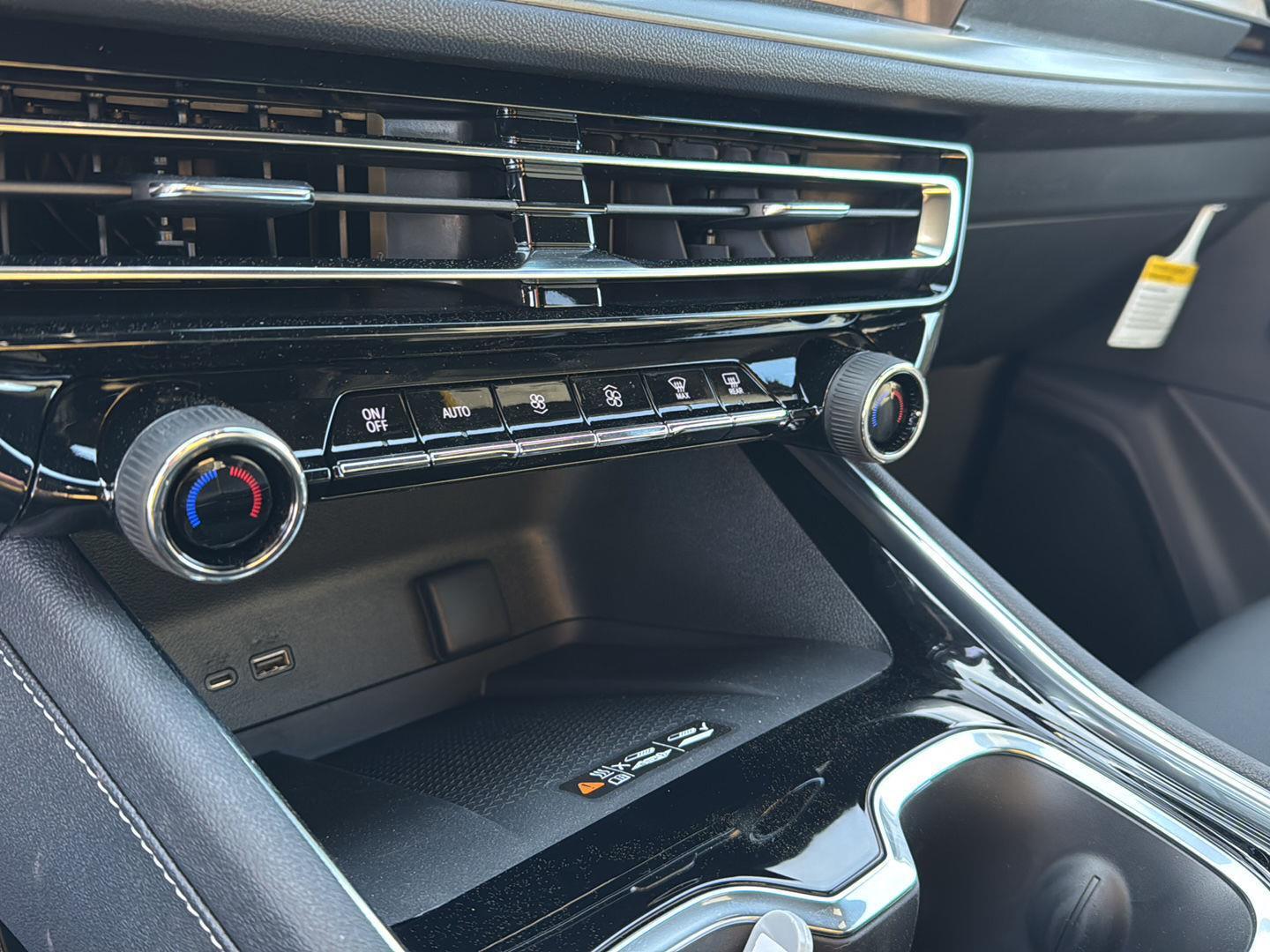 New 2026 Summit White Chevrolet FWD LT image 22