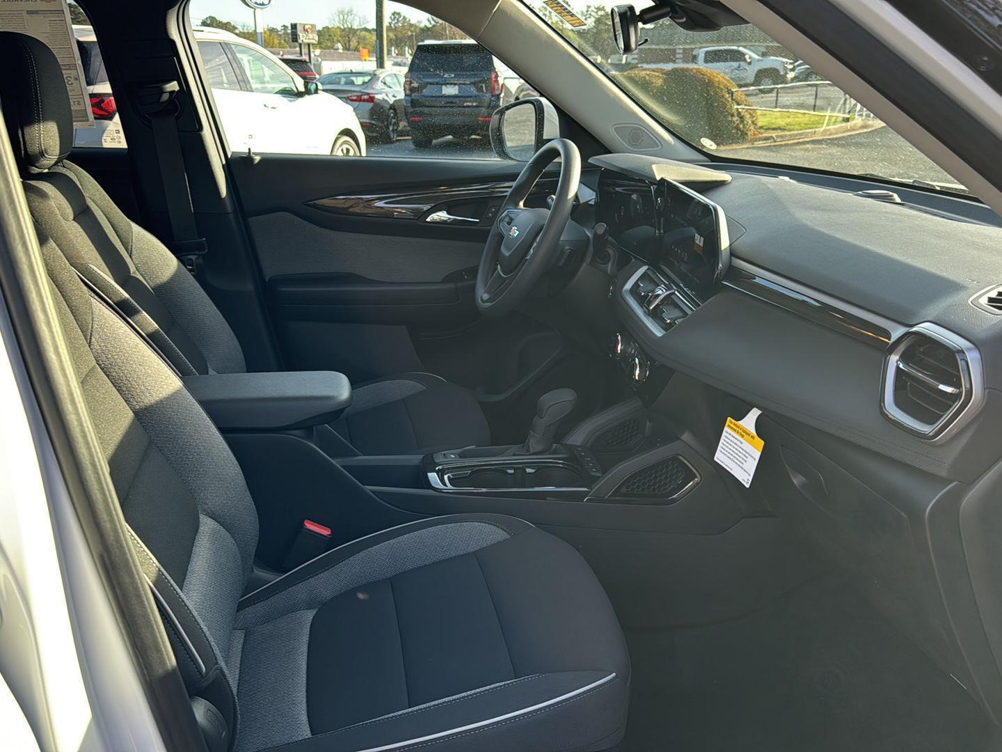 New 2026 Summit White Chevrolet LT image 10