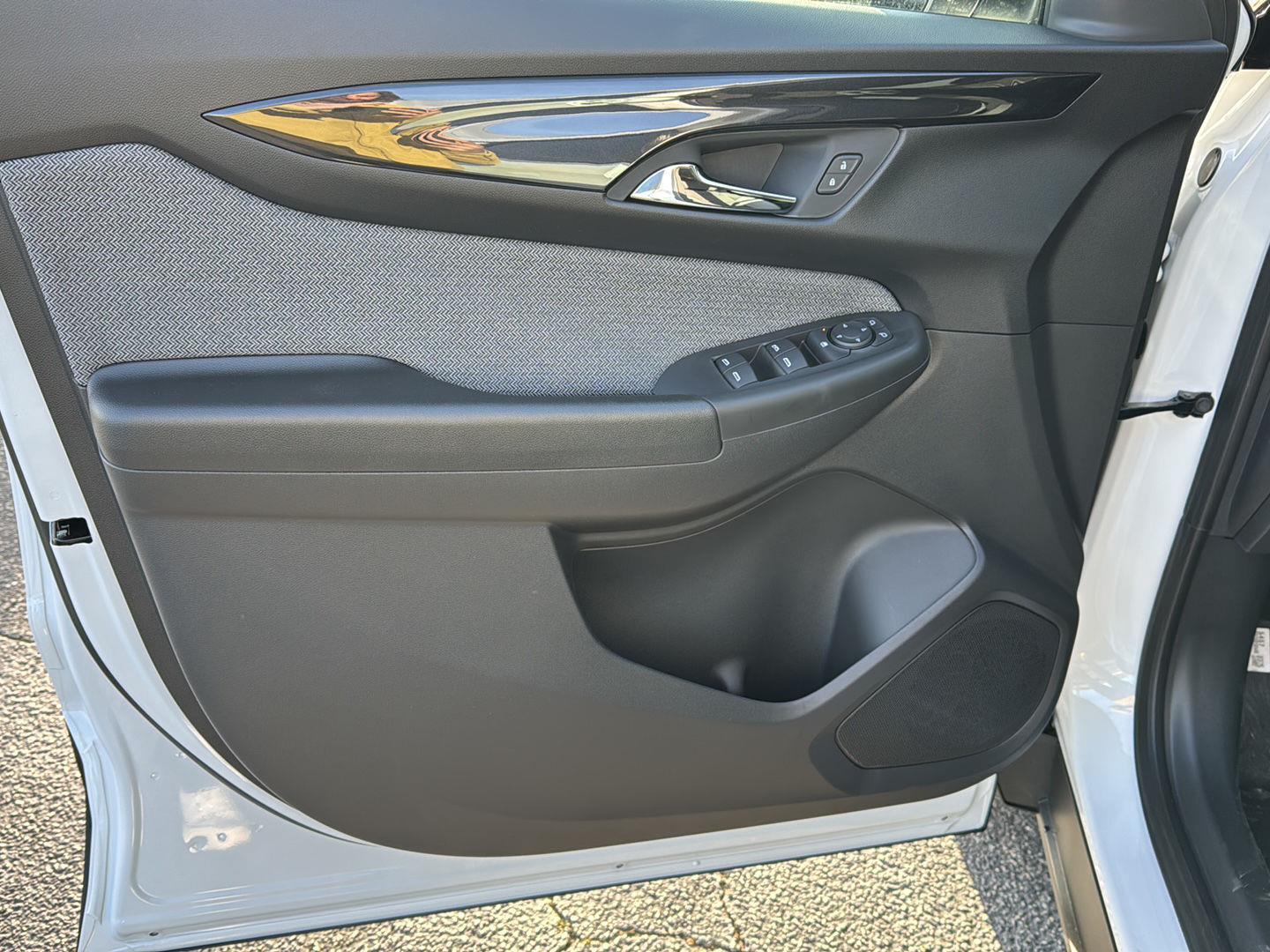 New 2026 Summit White Chevrolet LT image 14