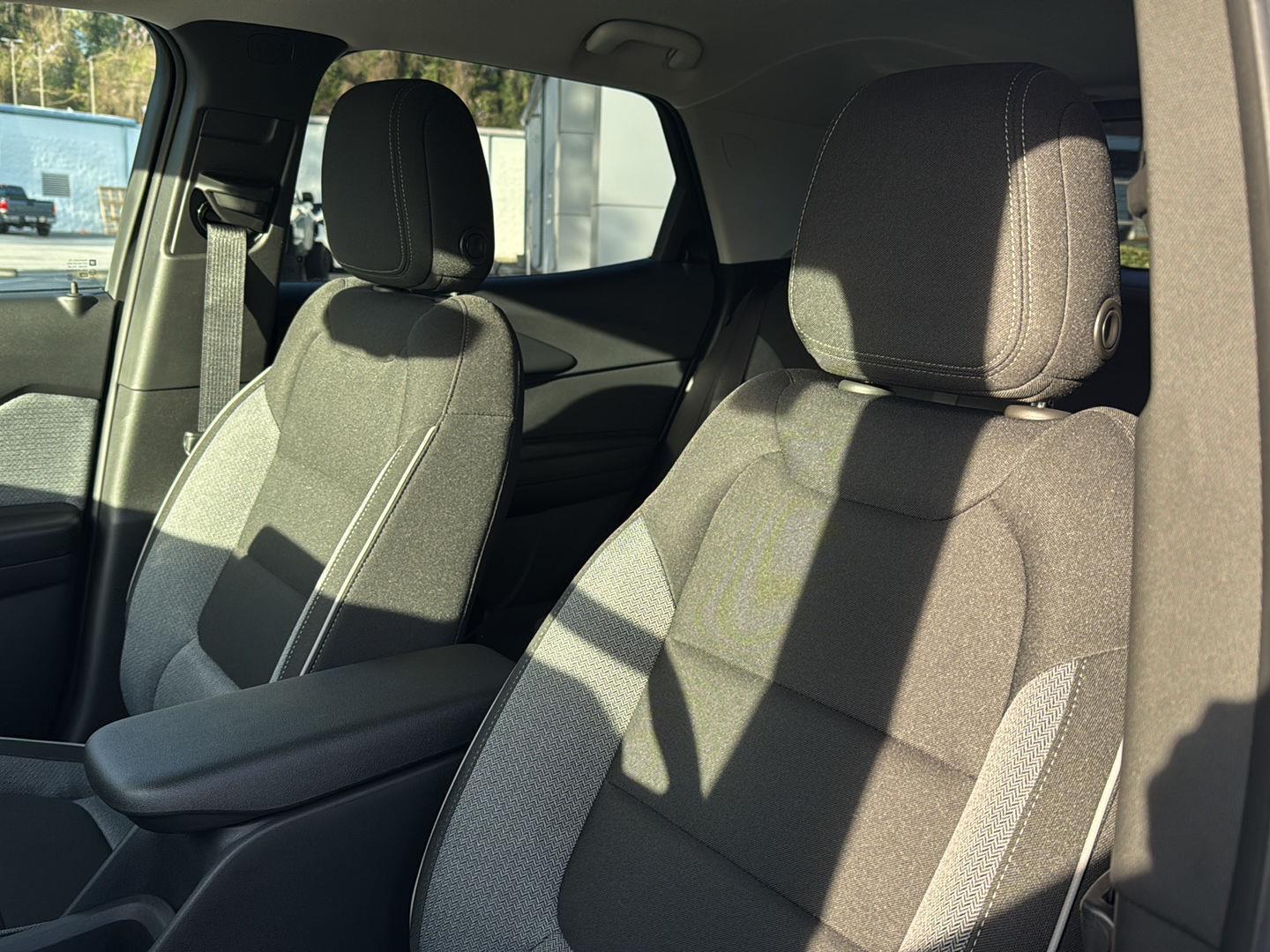 New 2026 Summit White Chevrolet LT image 25