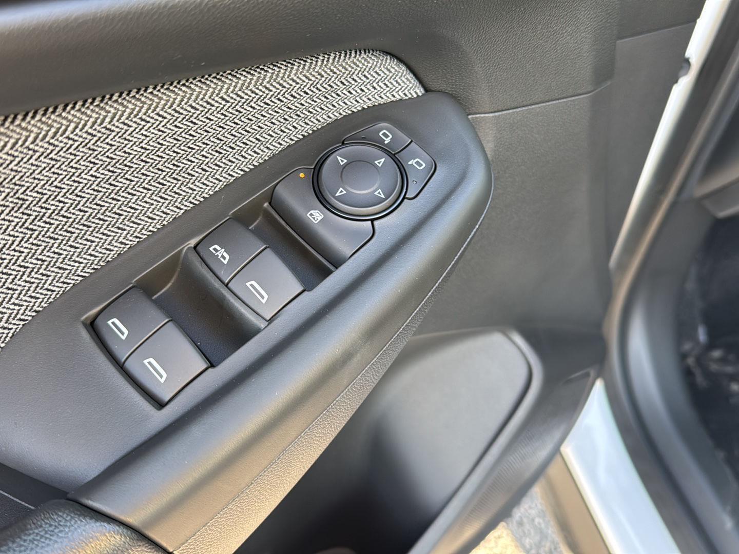 New 2026 Summit White Chevrolet LT image 26