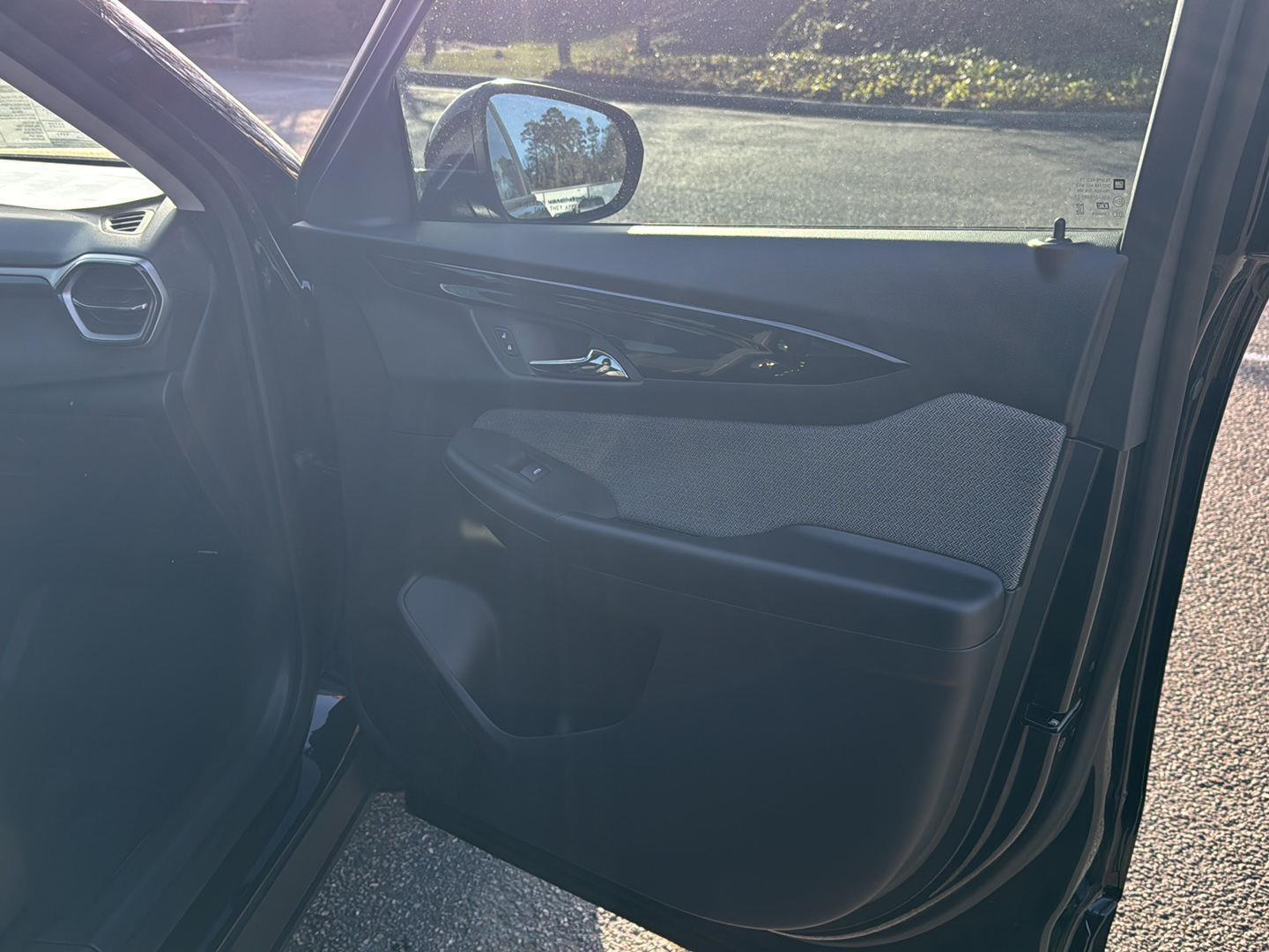 New 2026 Mosaic Black Metallic Chevrolet LT image 12