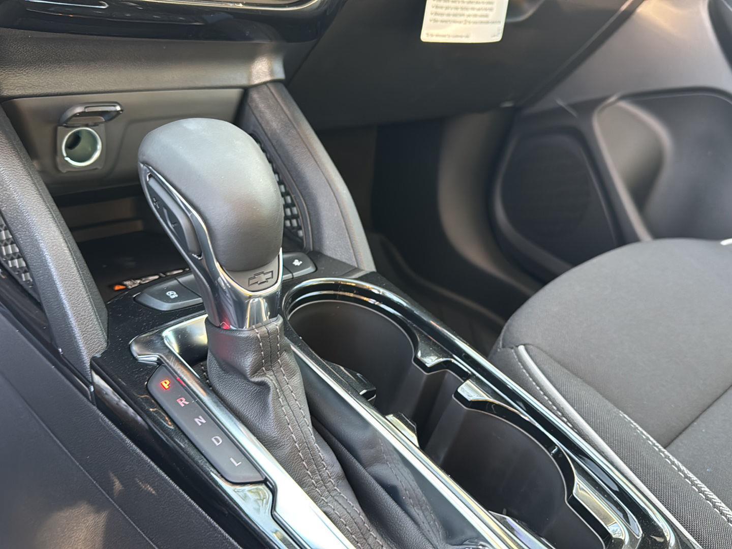 New 2026 Mosaic Black Metallic Chevrolet LT image 24