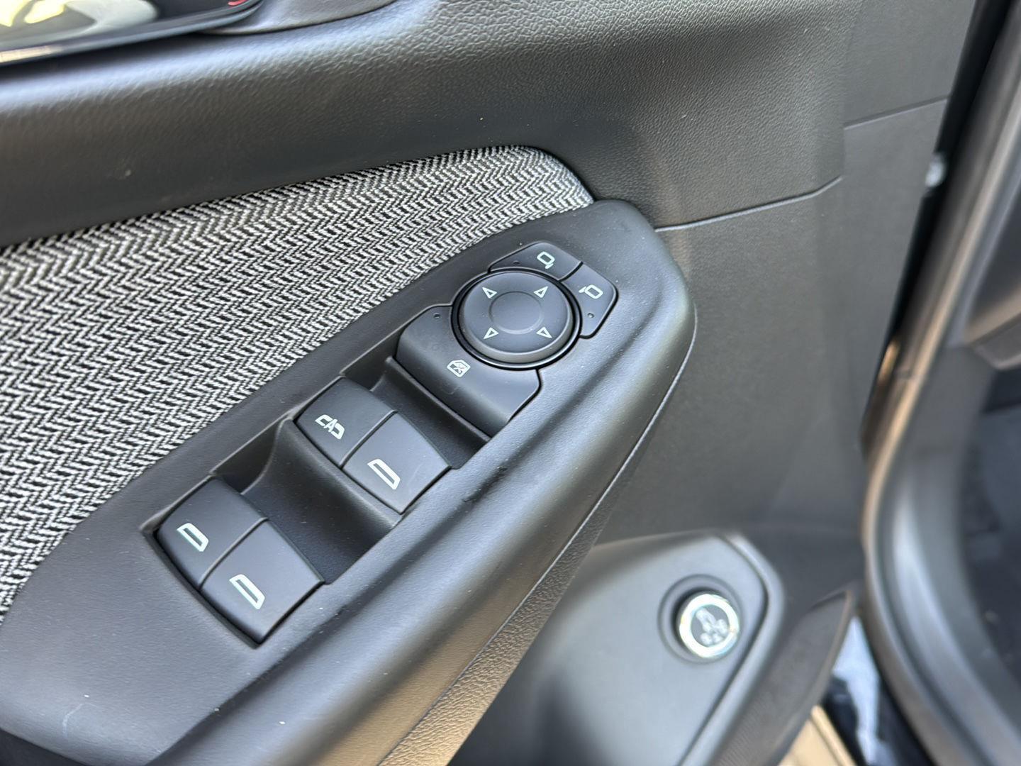 New 2026 Mosaic Black Metallic Chevrolet LT image 27