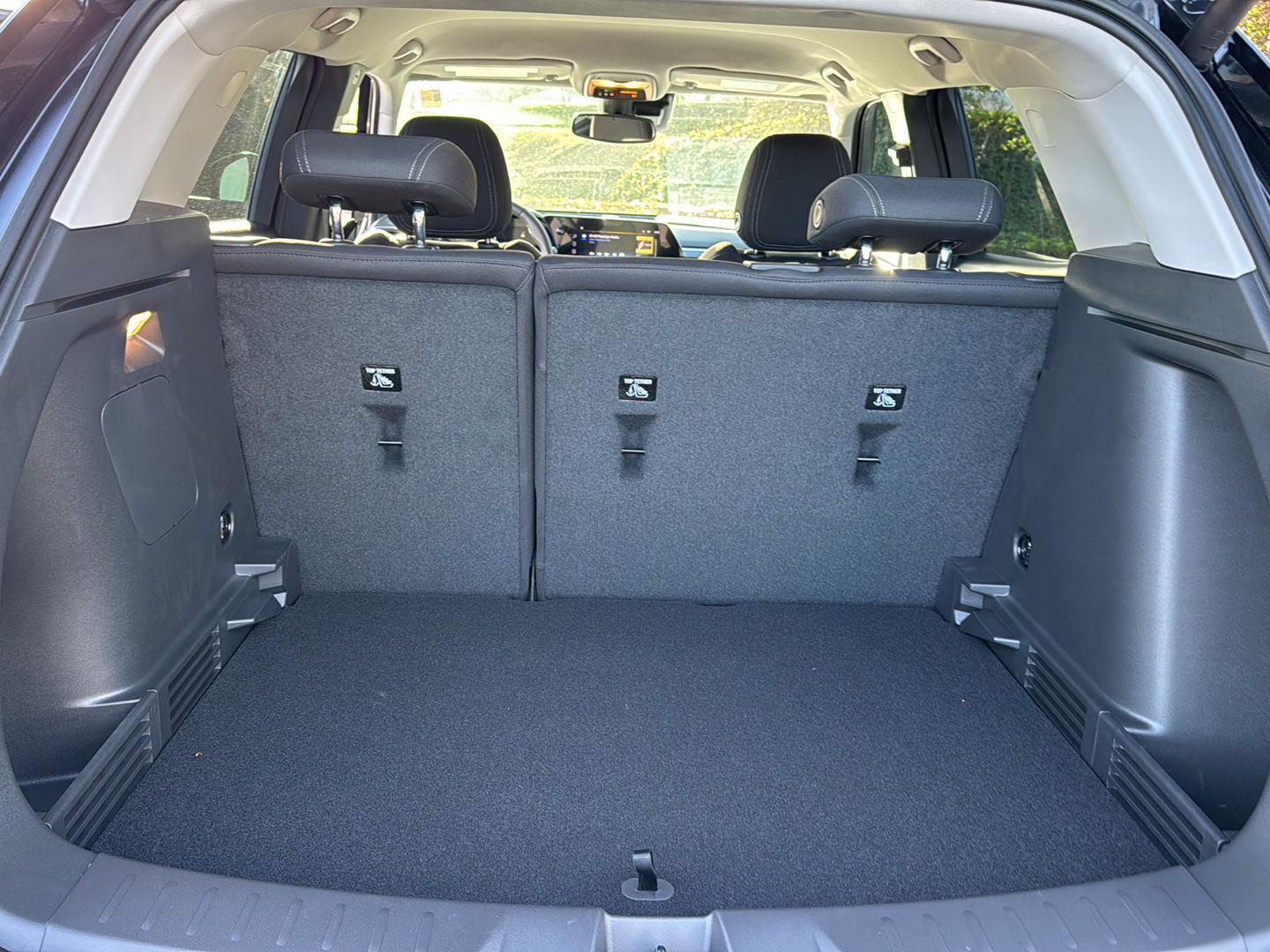 New 2026 Mosaic Black Metallic Chevrolet LT image 28