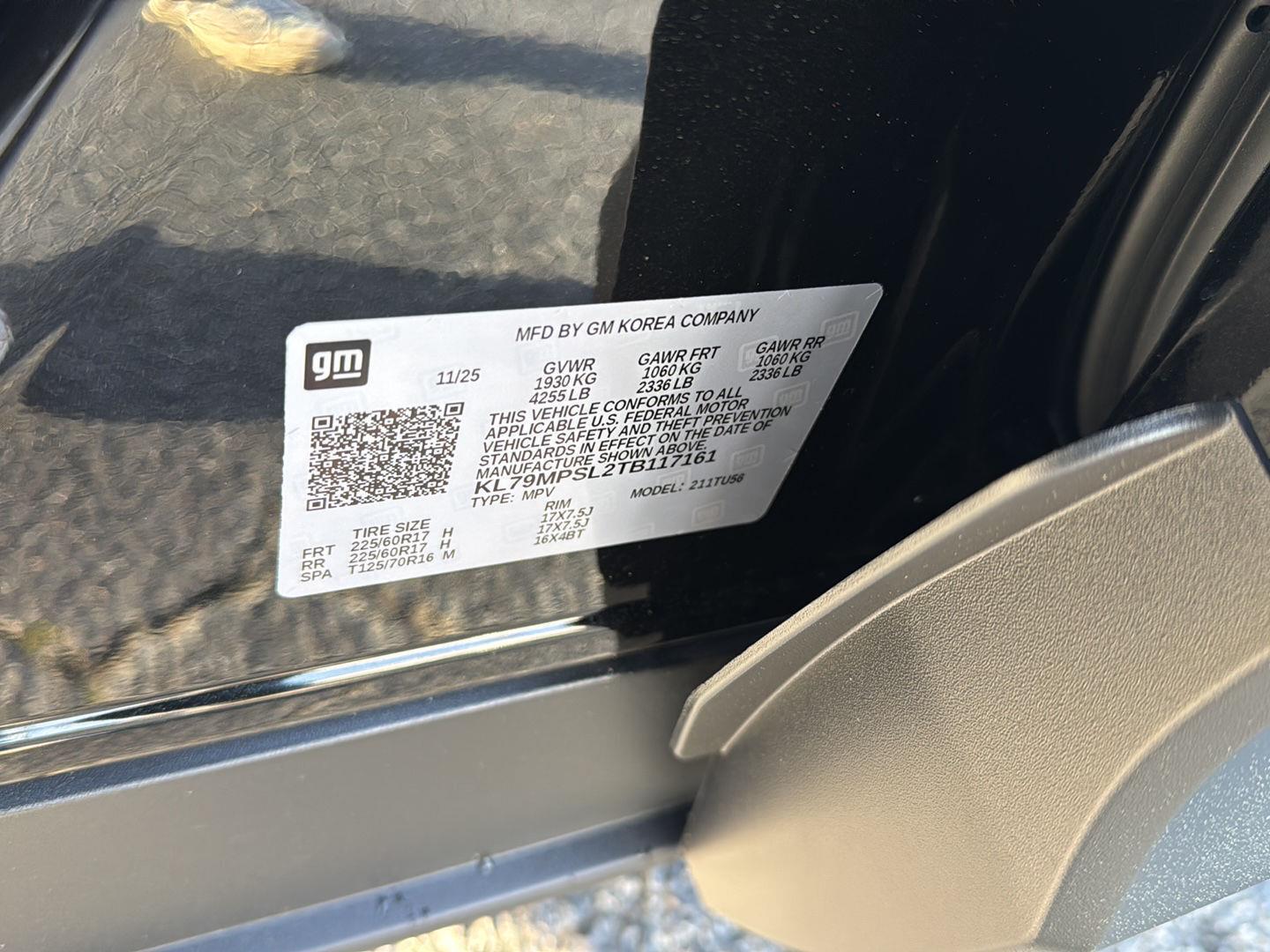 New 2026 Mosaic Black Metallic Chevrolet LT image 31