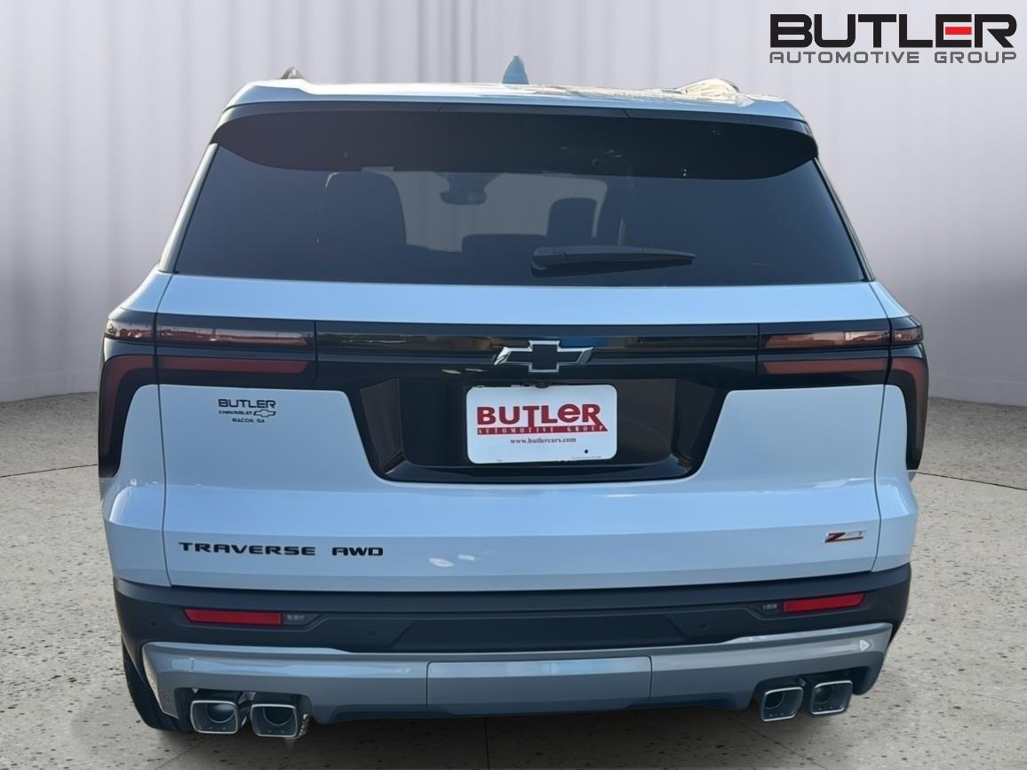 New 2026 Polar White Tricoat Chevrolet AWD Z71 image 4