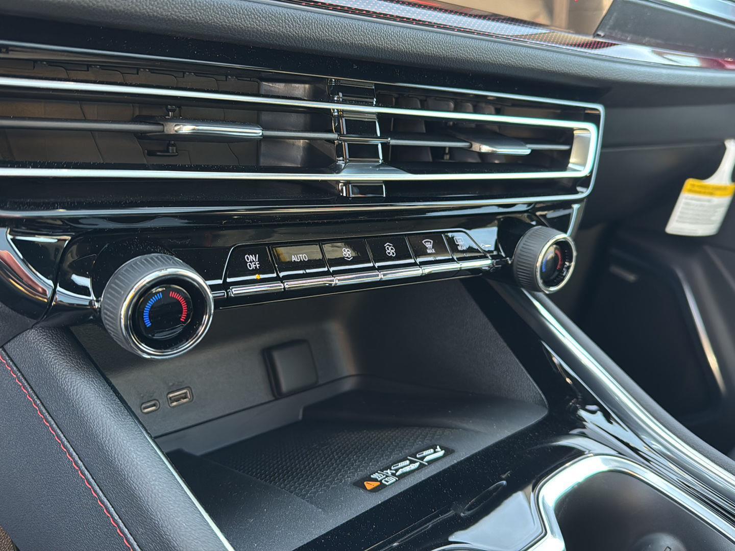 New 2026 Polar White Tricoat Chevrolet AWD Z71 image 22