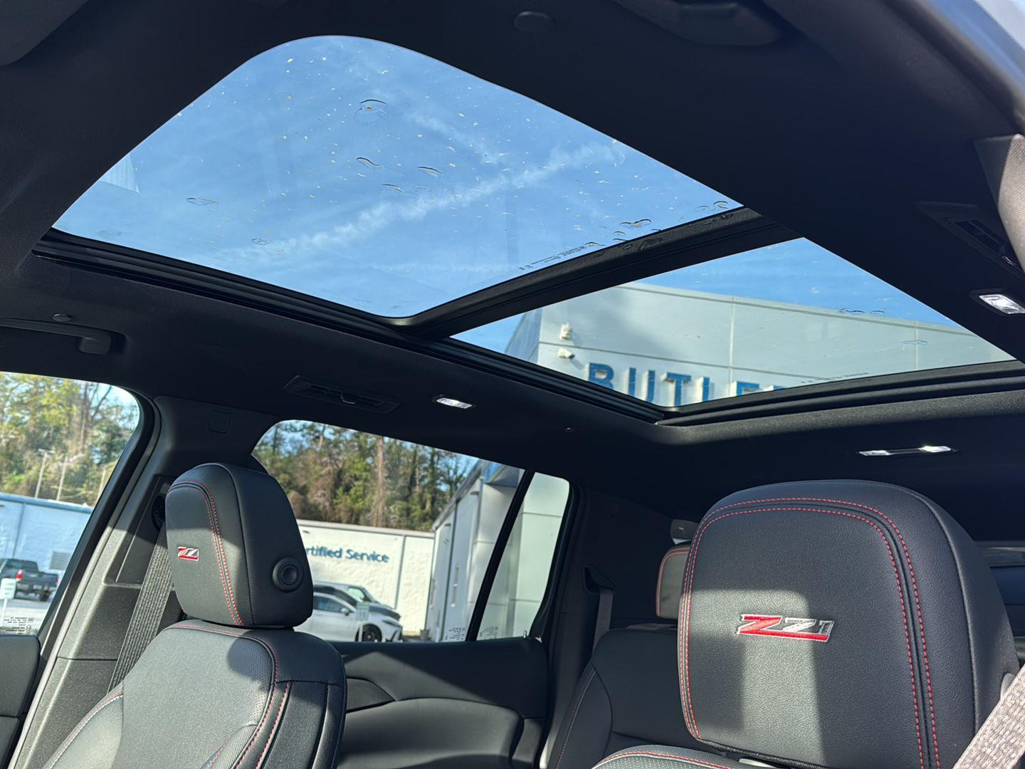 New 2026 Polar White Tricoat Chevrolet AWD Z71 image 25