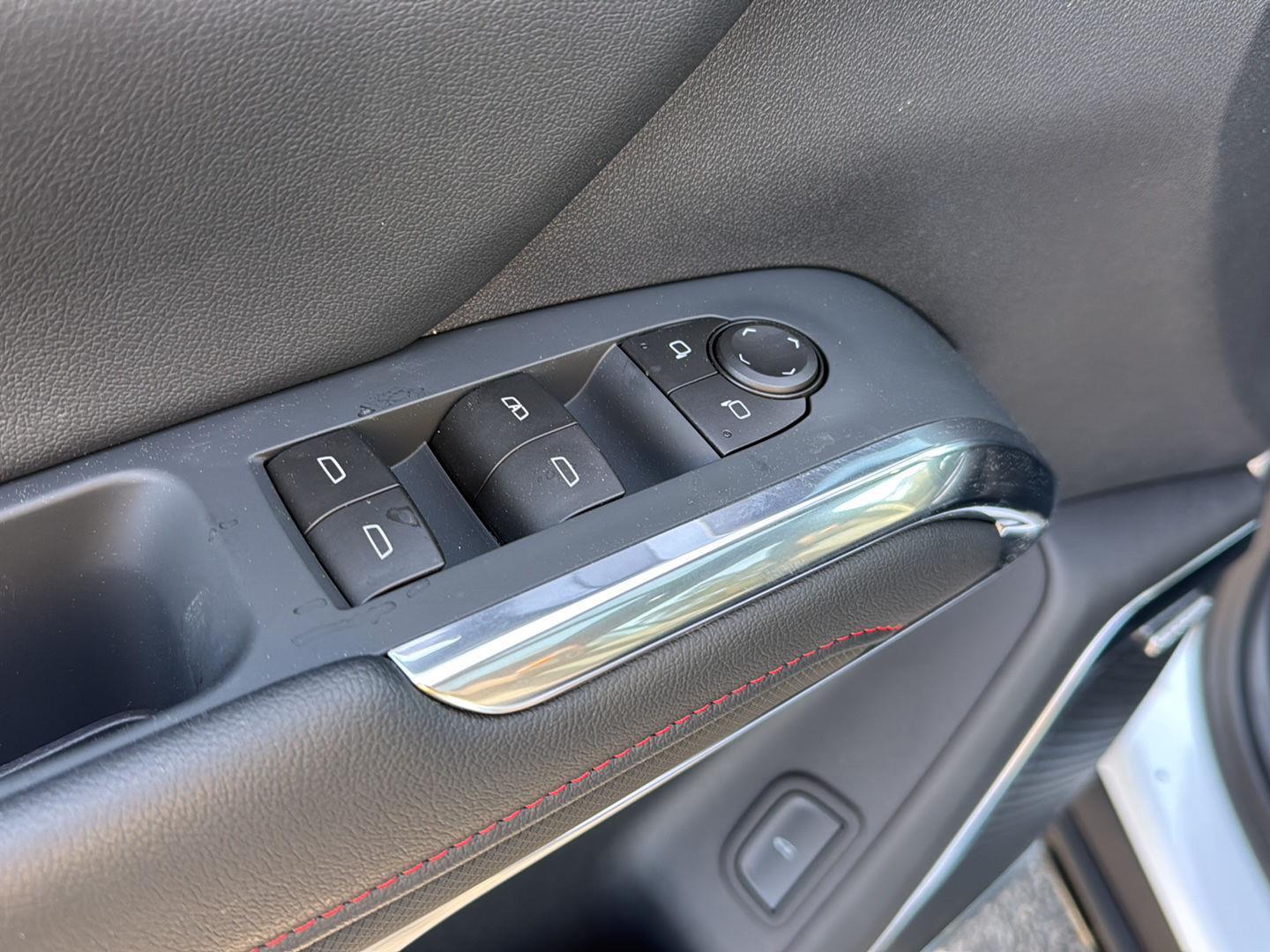 New 2026 Polar White Tricoat Chevrolet AWD Z71 image 27