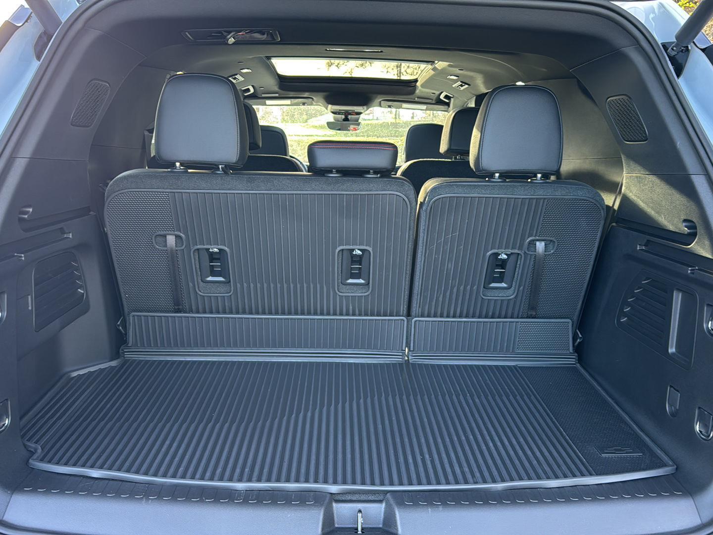 New 2026 Polar White Tricoat Chevrolet AWD Z71 image 28