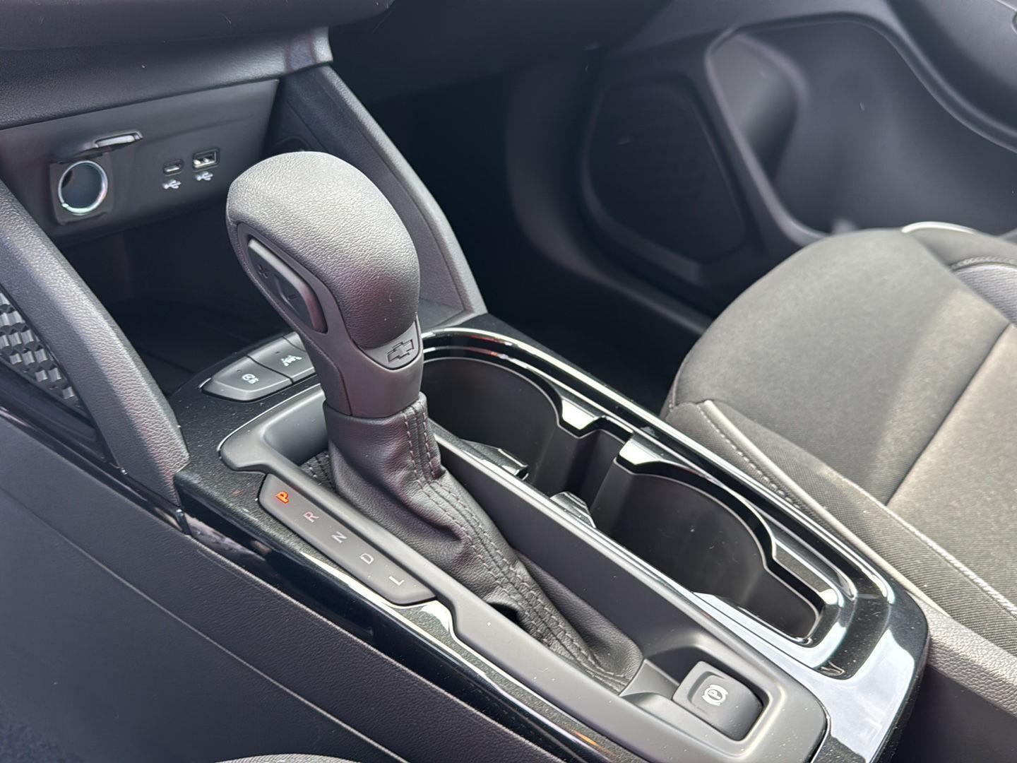 New 2026 Summit White Chevrolet LS image 25