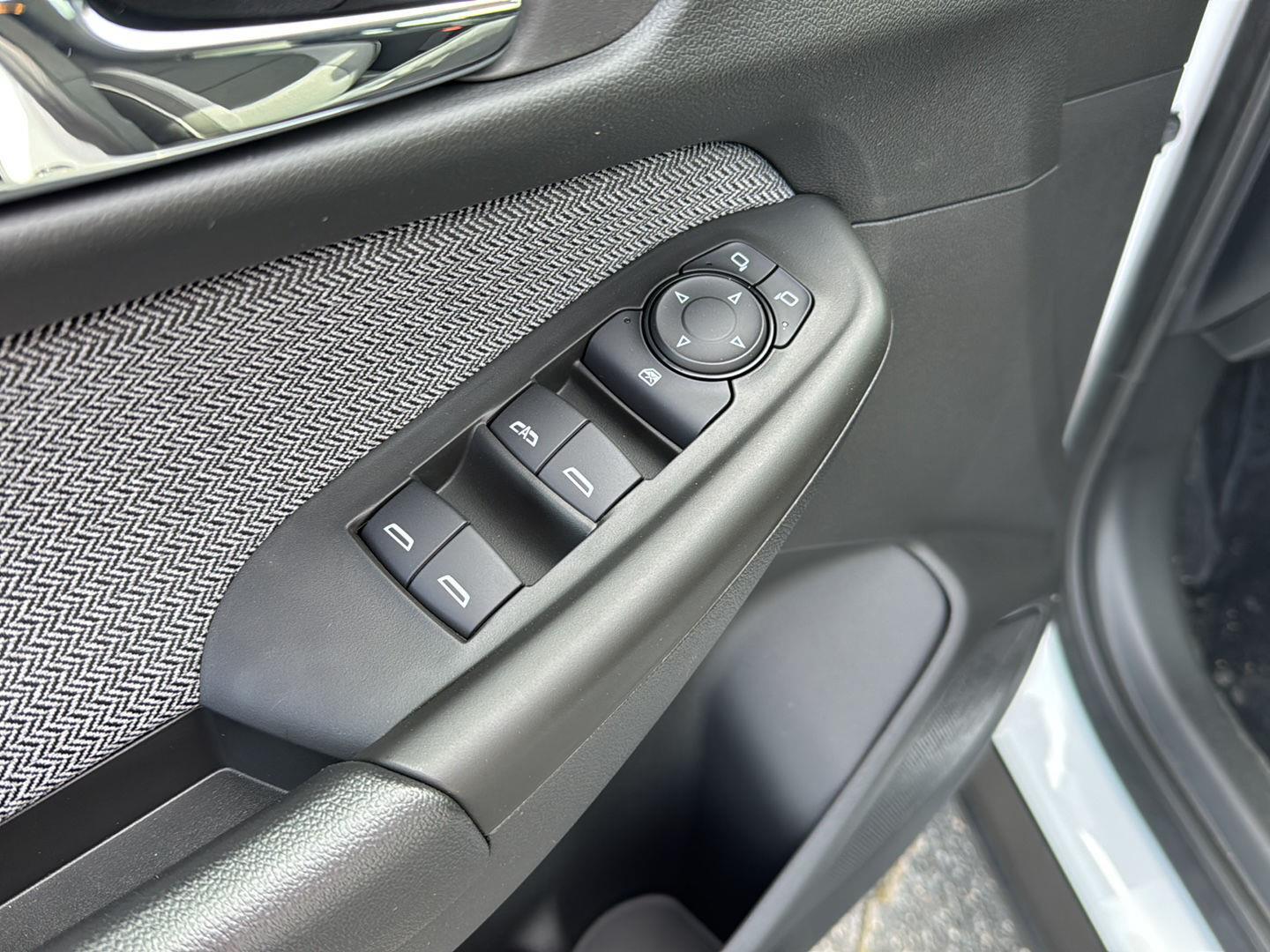 New 2026 Summit White Chevrolet LS image 27