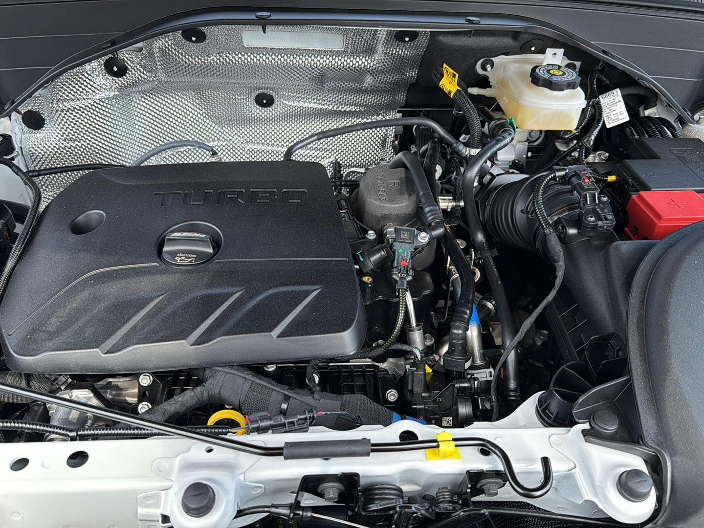 New 2026 Summit White Chevrolet LS image 29