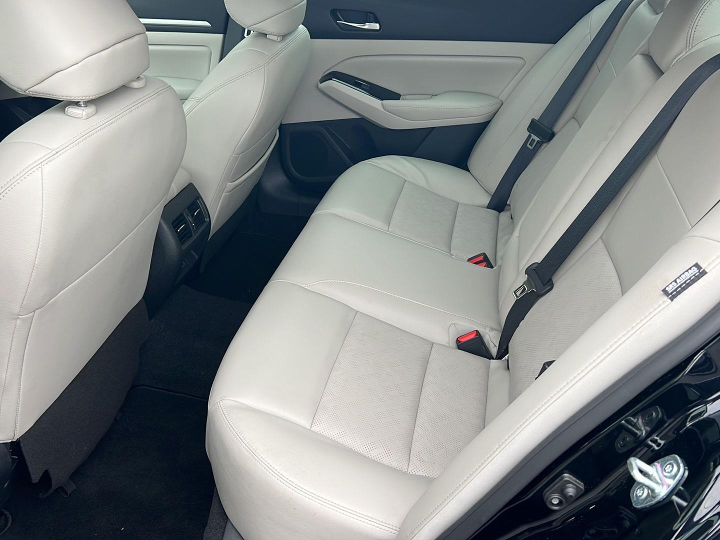 Used 2024 Super Black Nissan 2.5 SL image 11