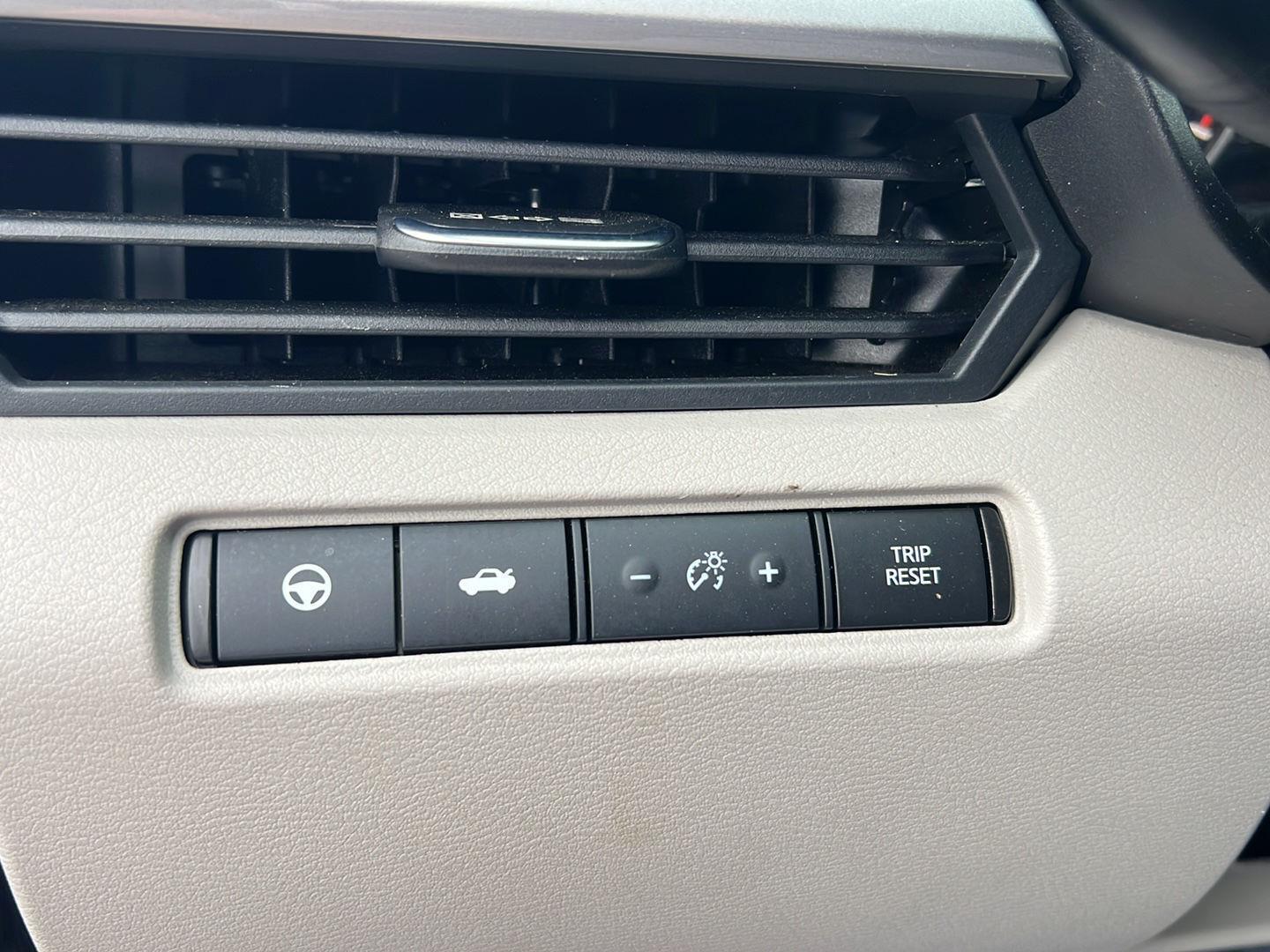 Used 2024 Super Black Nissan 2.5 SL image 19