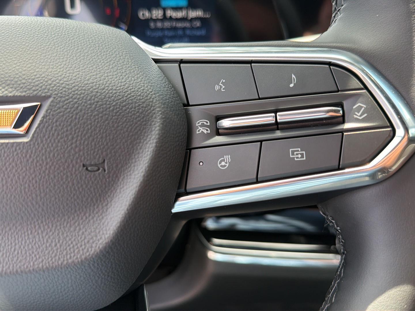 New 2026 Sterling Gray Metallic Chevrolet FWD LT image 21