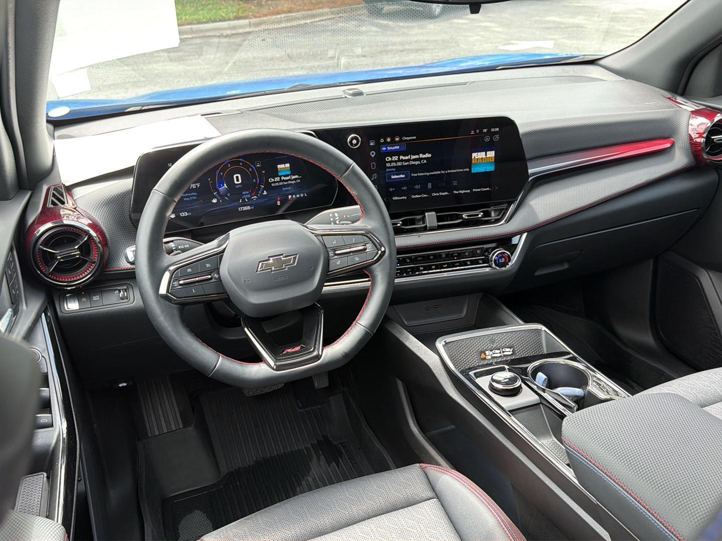 Used 2025 Chevrolet Equinox SUV
