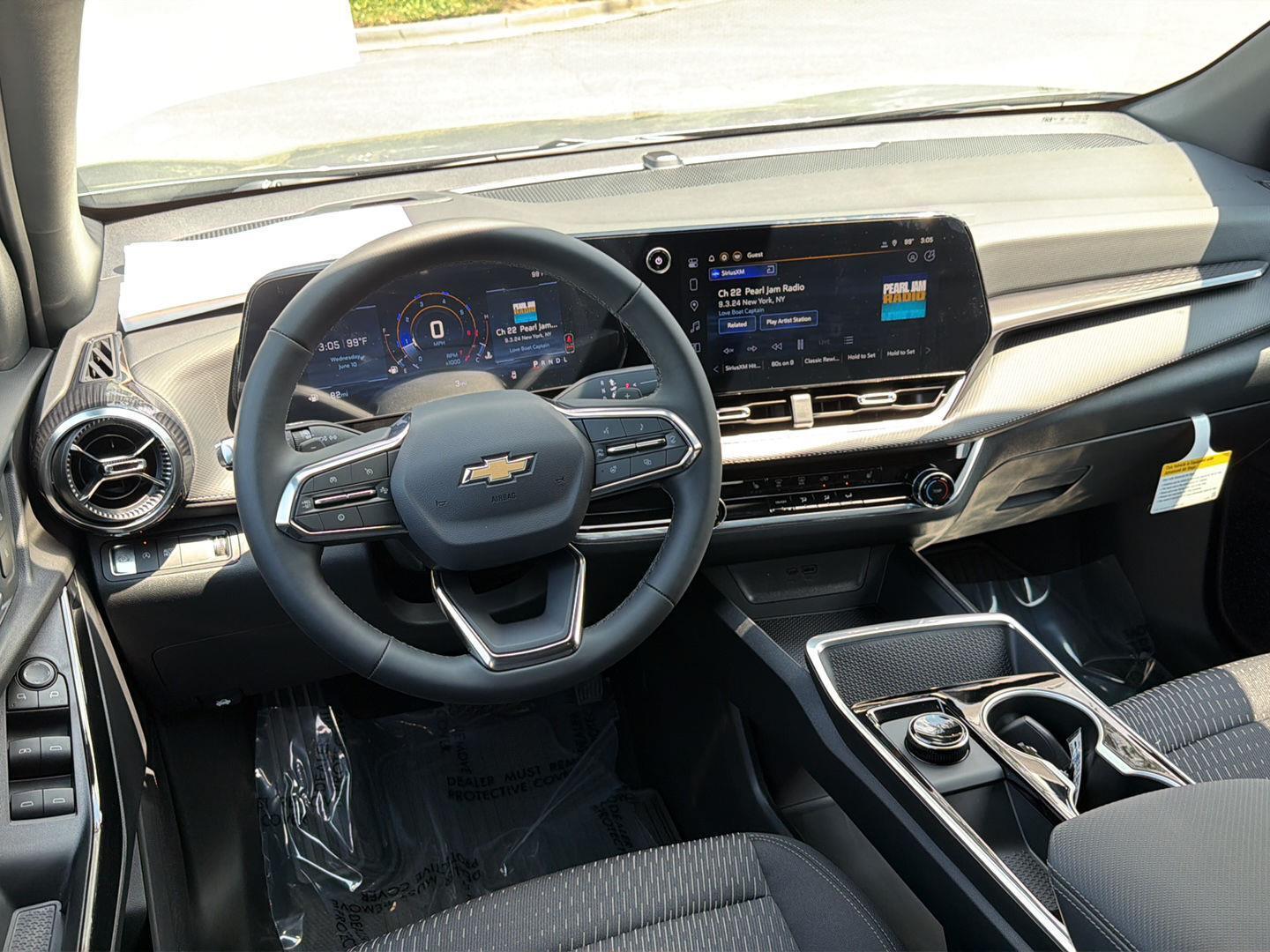 New 2026 Sterling Gray Metallic Chevrolet FWD LT image 18