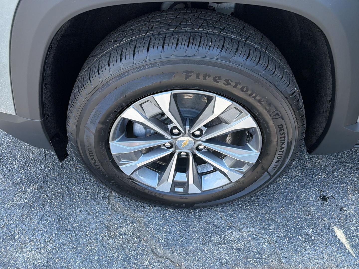 New 2026 Sterling Gray Metallic Chevrolet FWD LT image 34