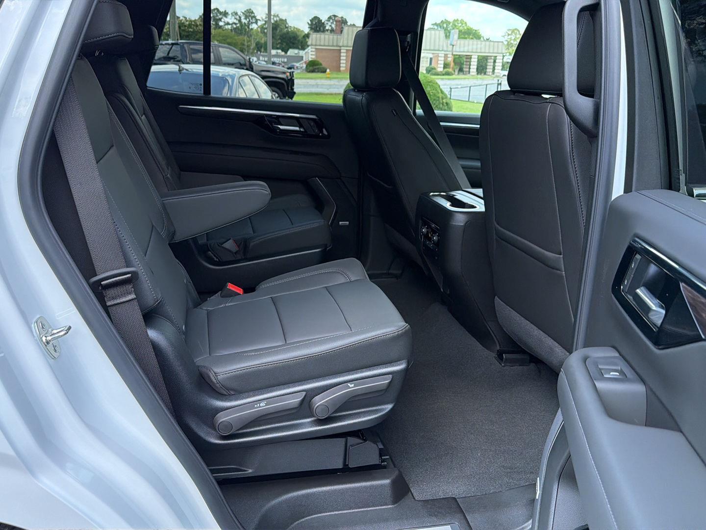 New 2026 Summit White Chevrolet LT image 14