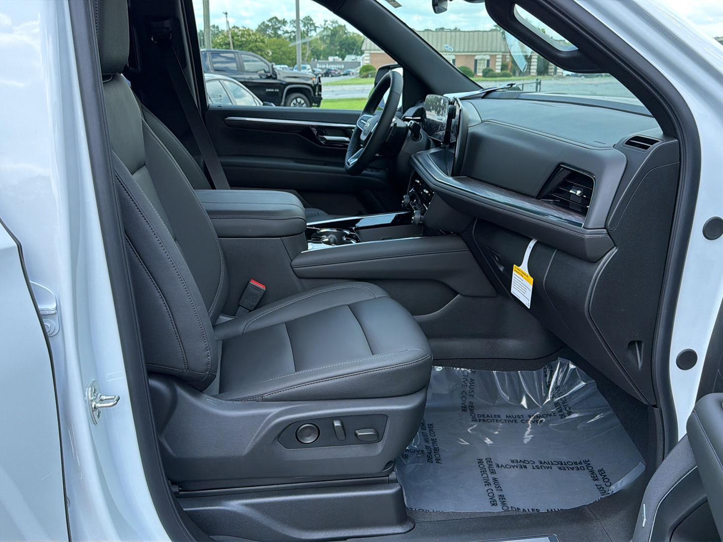 New 2026 Summit White Chevrolet LT image 15