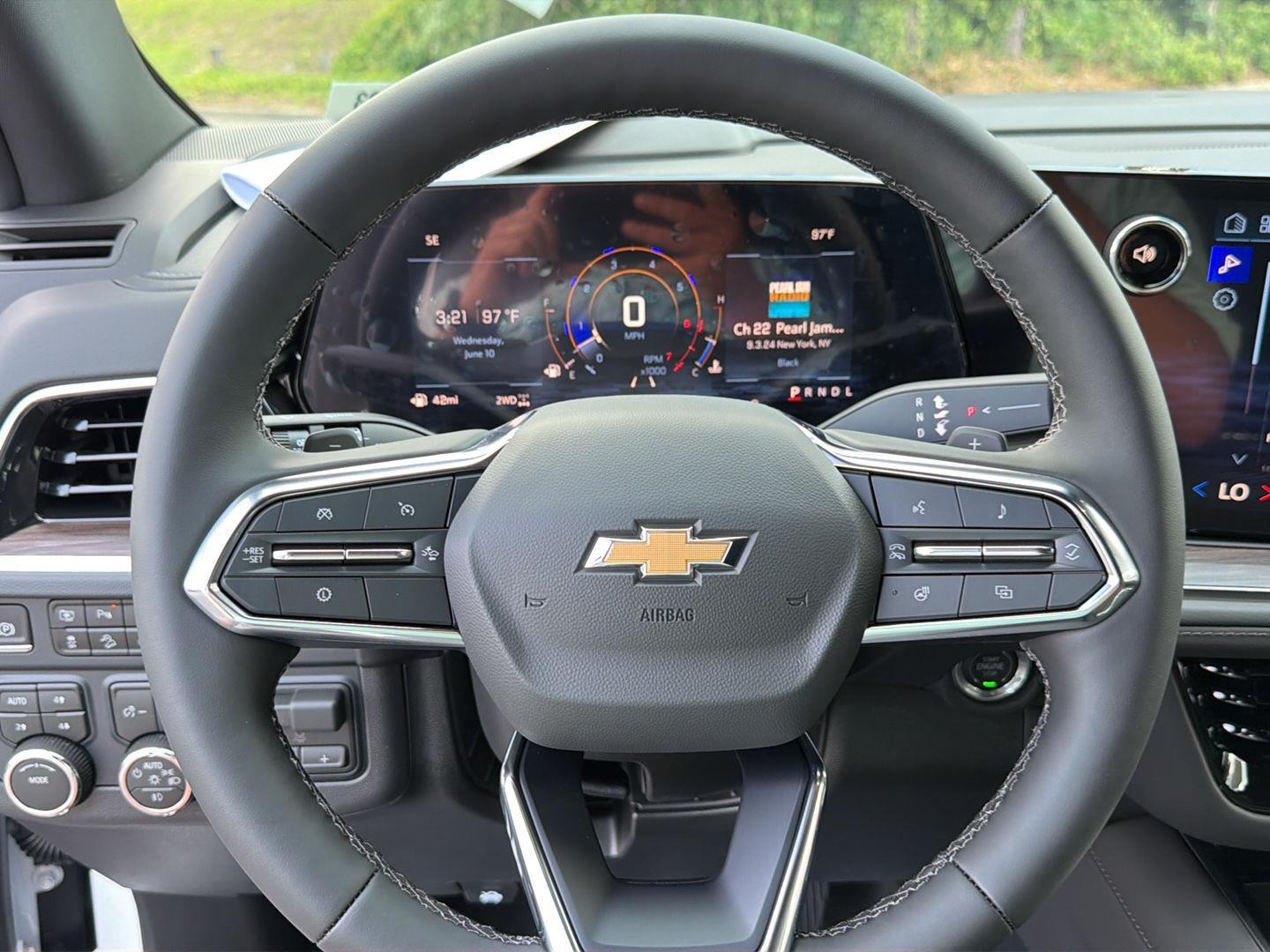 New 2026 Summit White Chevrolet LT image 22