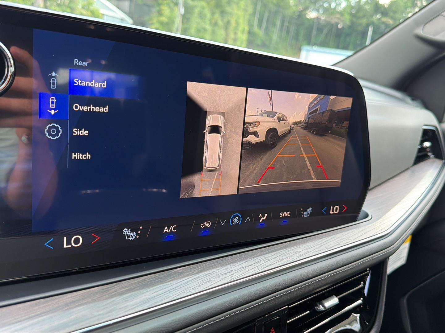 New 2026 Summit White Chevrolet LT image 28