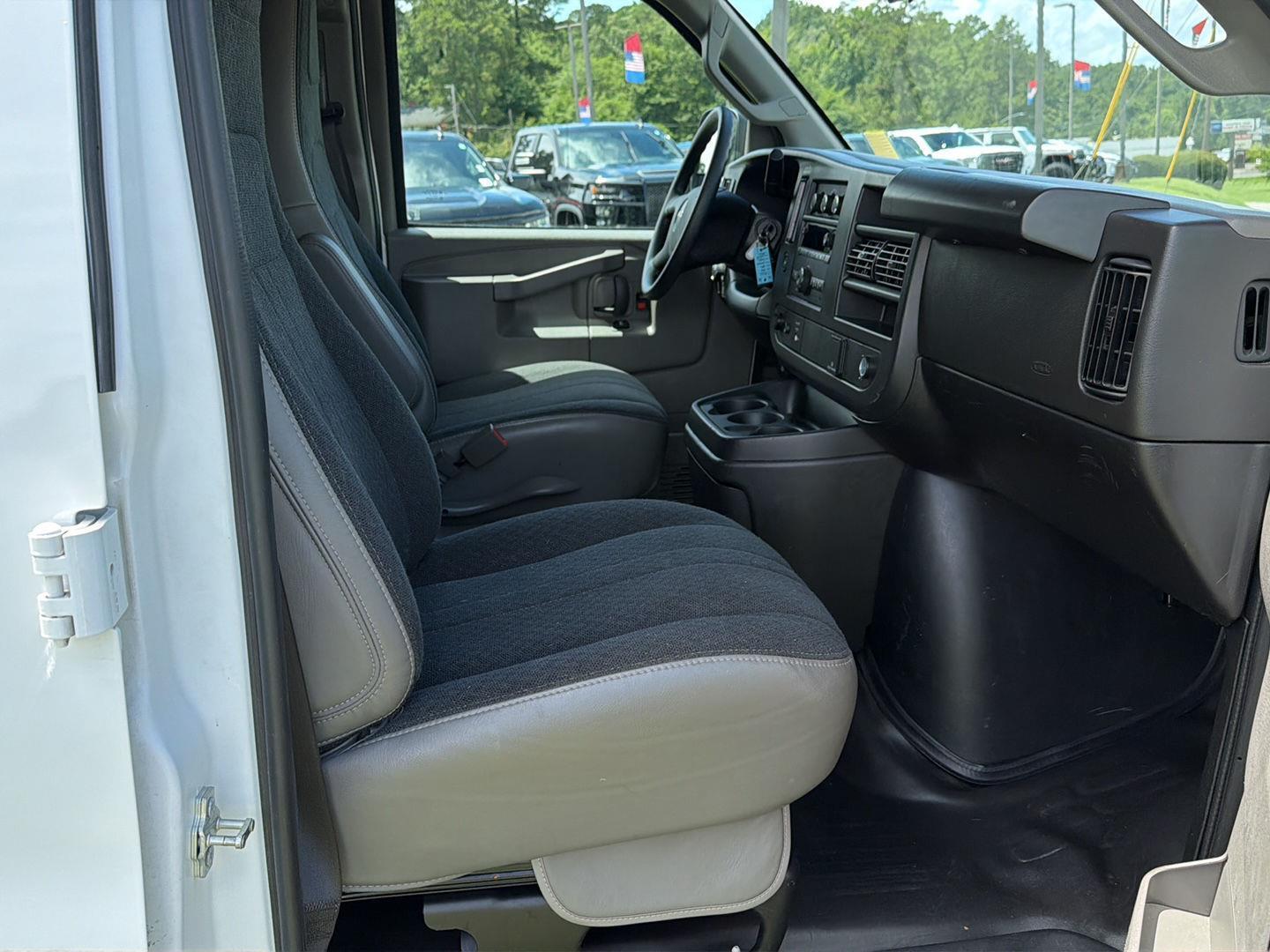 Used 2025 GMC Savana Cargo Van Van