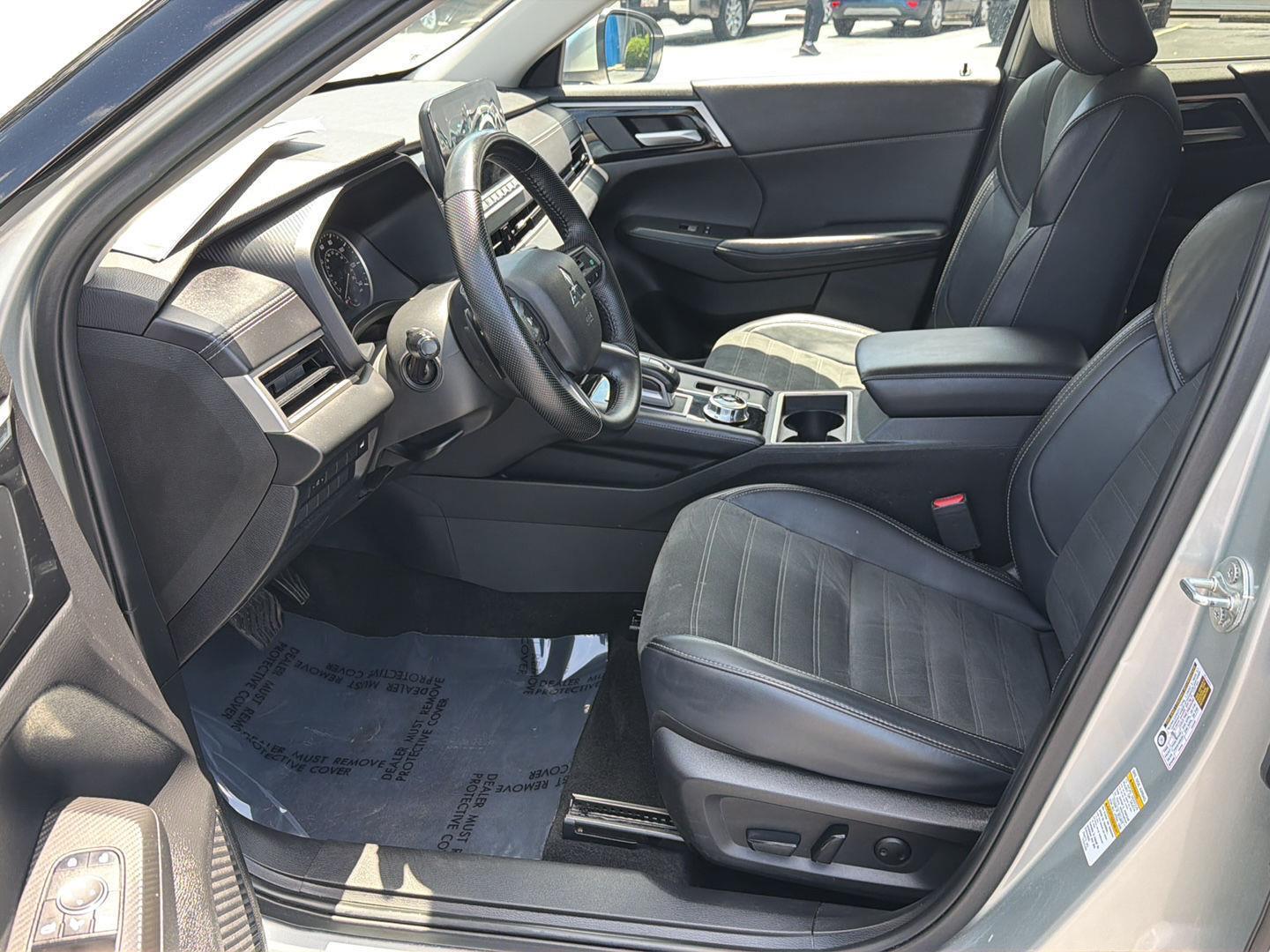 Used 2024 Mitsubishi Outlander SUV