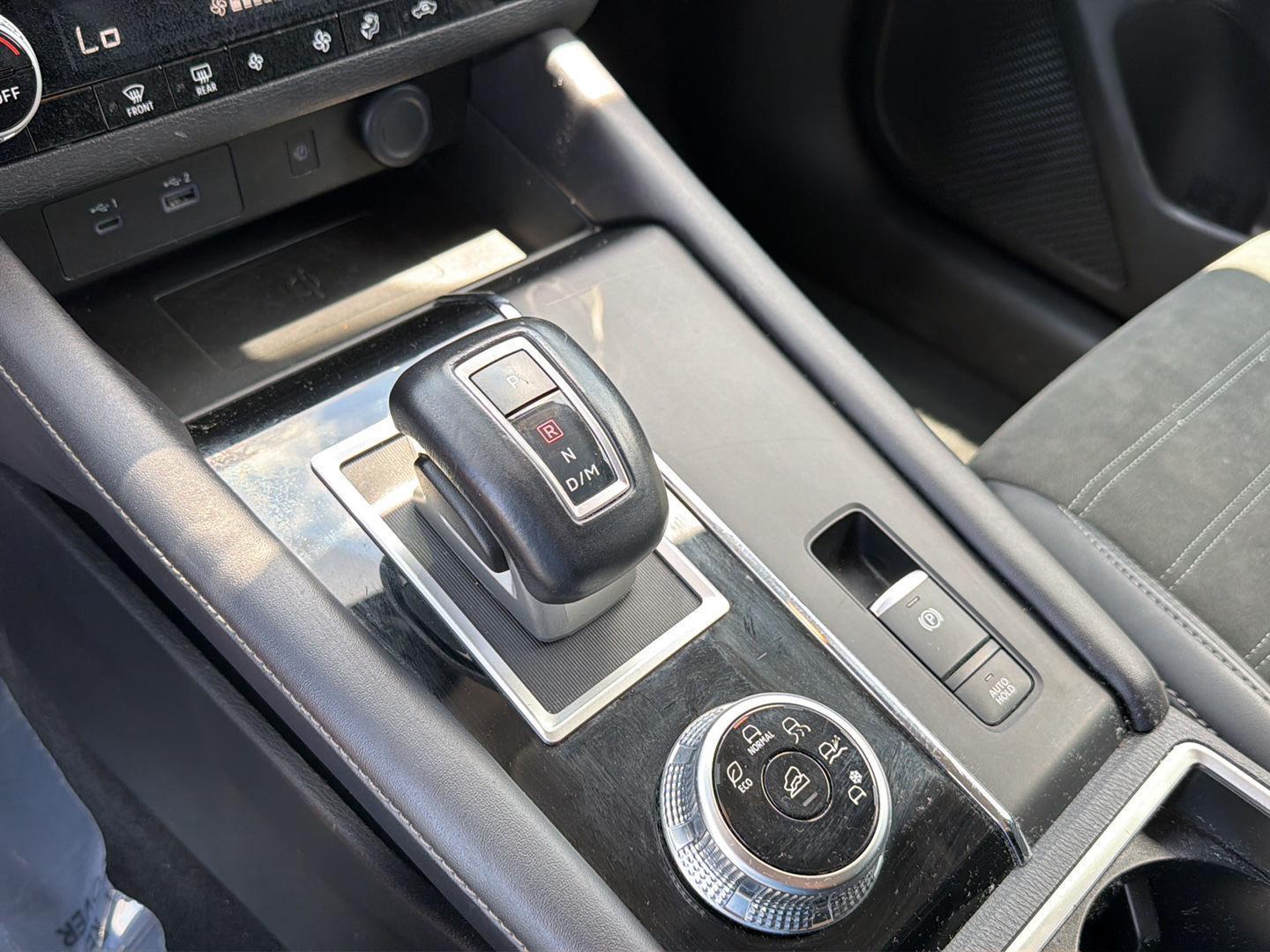 Used 2024 Mitsubishi Outlander SUV