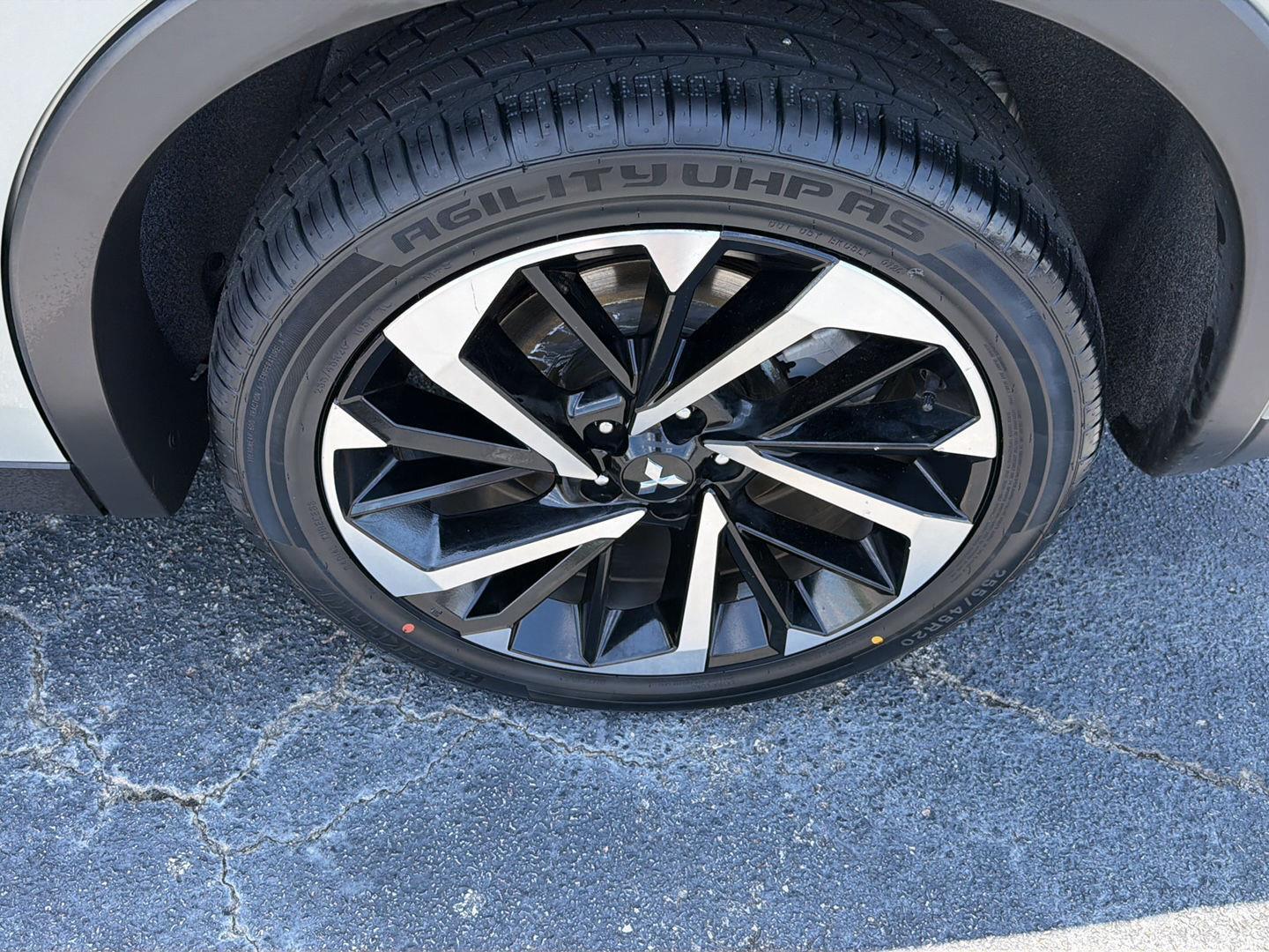 Used 2024 Mitsubishi Outlander SUV