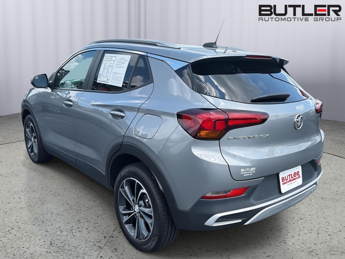 Used 2023 Moonstone Gray Metallic Buick Select image 4