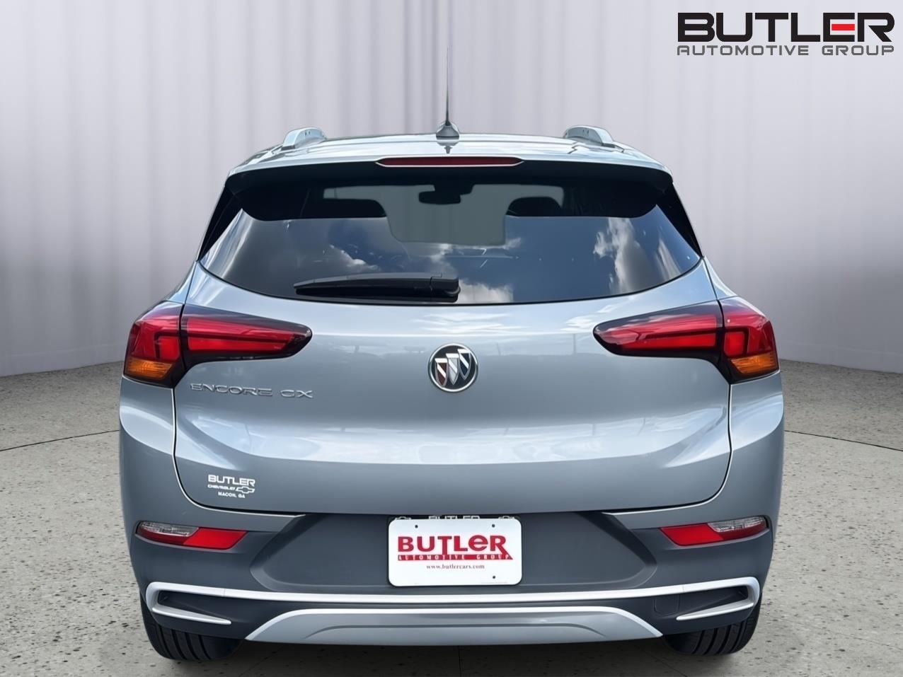 Used 2023 Moonstone Gray Metallic Buick Select image 5