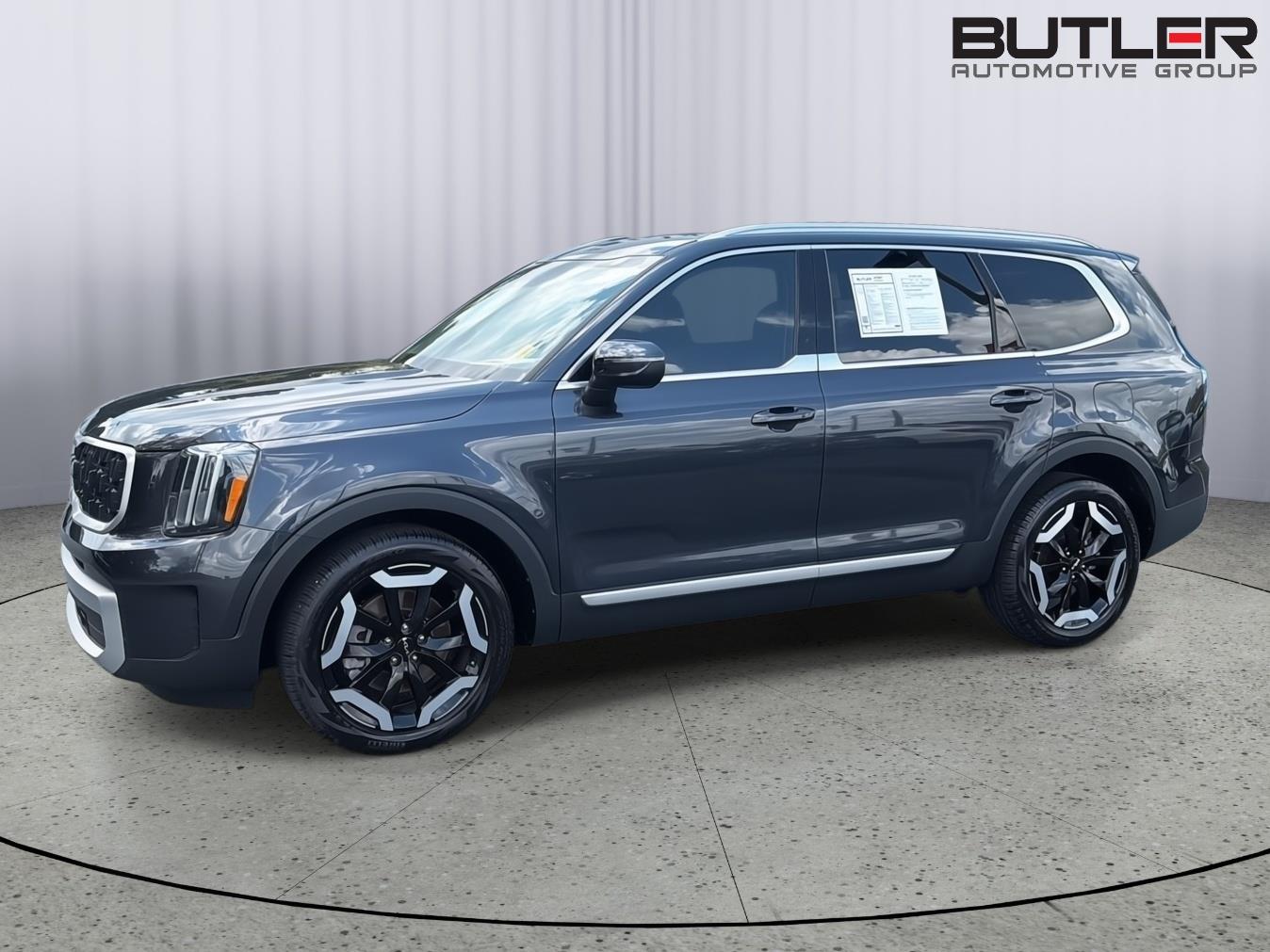 Used 2025 Kia Telluride SUV