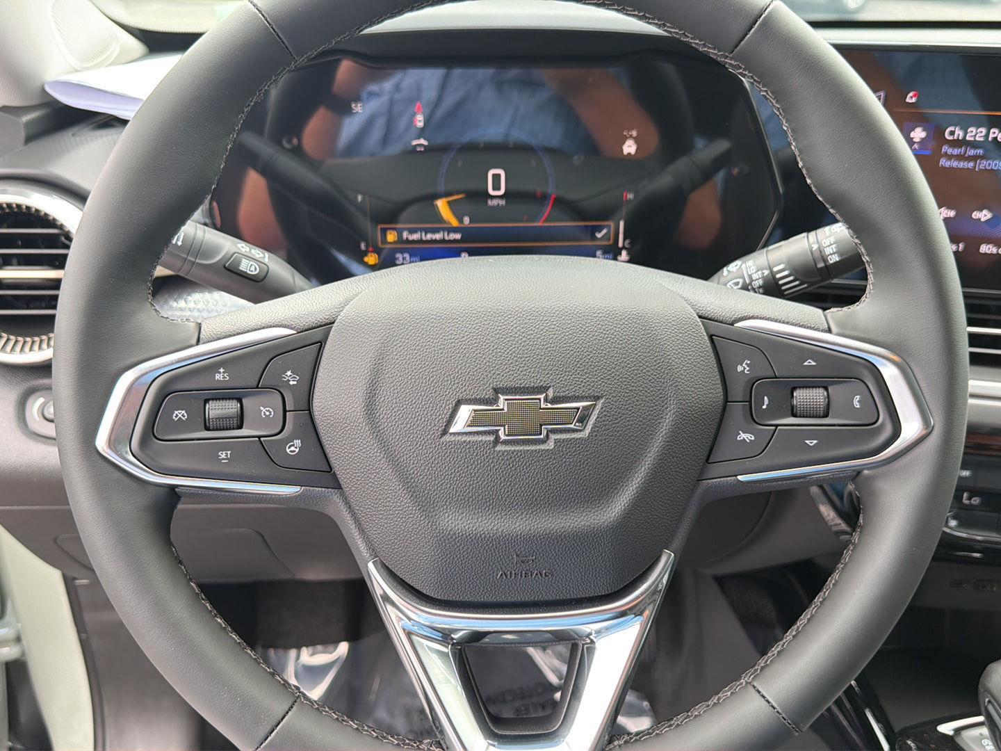 New 2026 Cacti Green Chevrolet ACTIV image 19