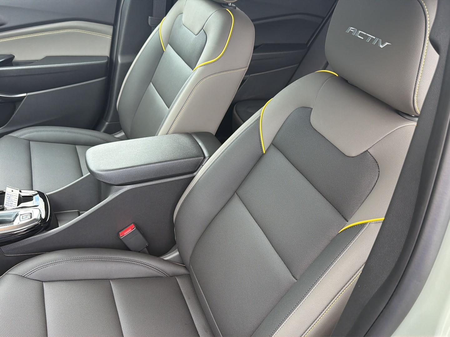 New 2026 Cacti Green Chevrolet ACTIV image 28