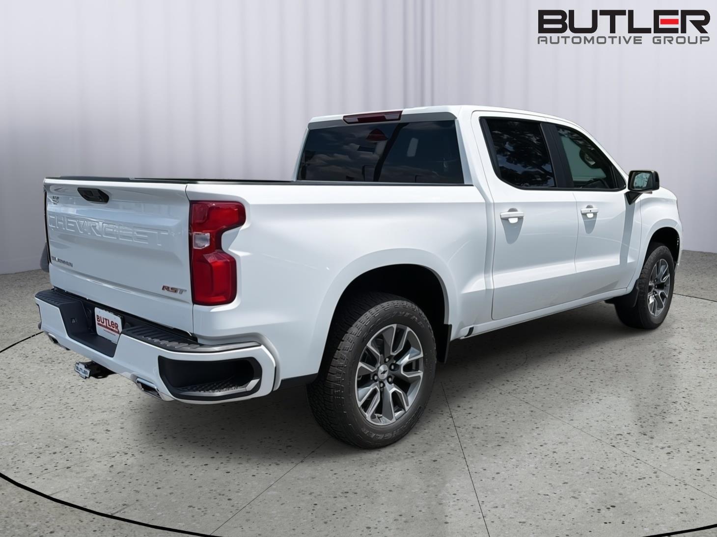 New 2026 Summit White Chevrolet RST image 6