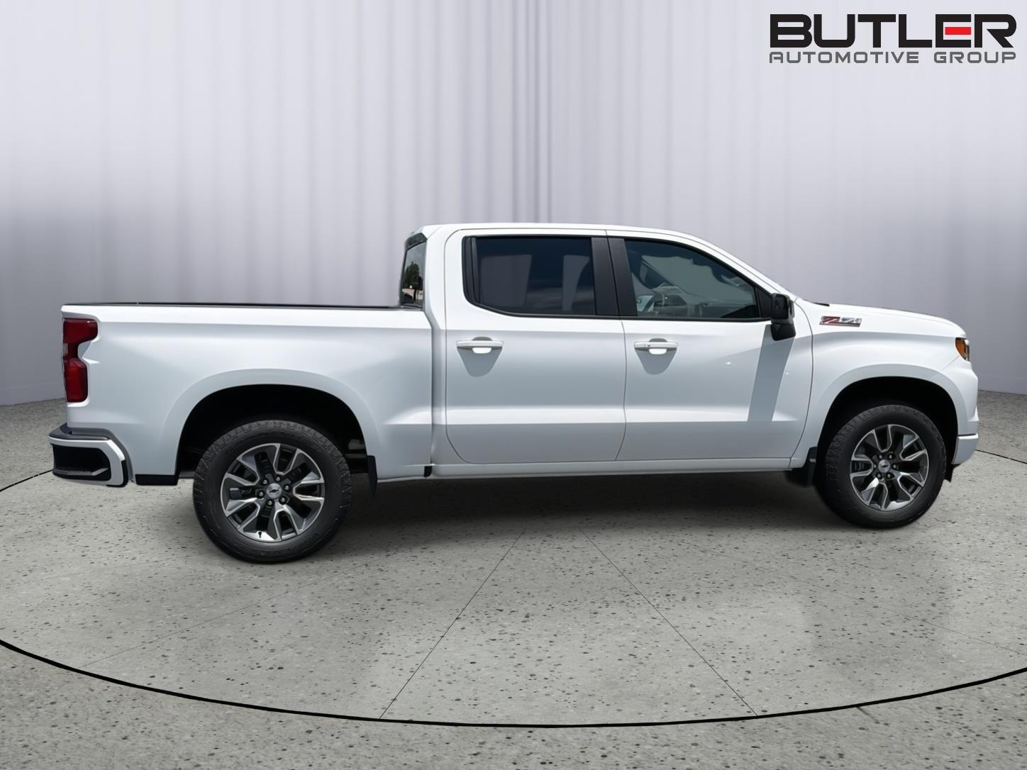 New 2026 Summit White Chevrolet RST image 7